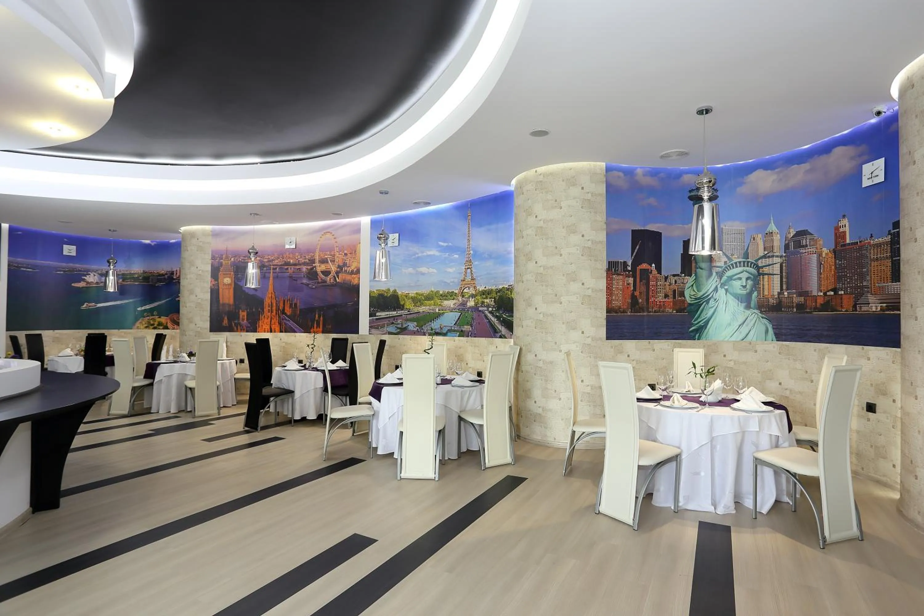 Restaurant/places to eat in Grand Hotel Shumen