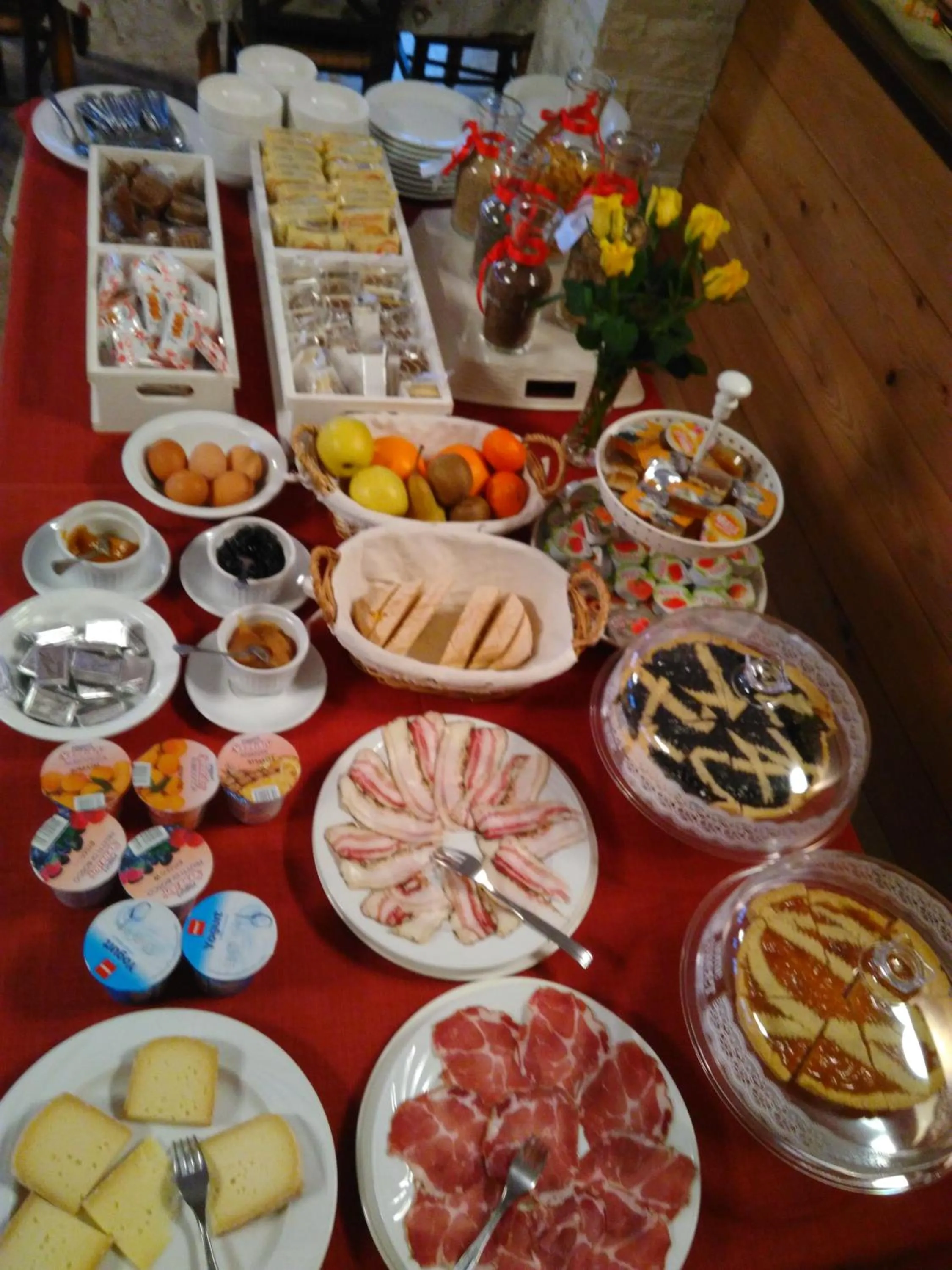 Buffet breakfast in Da Cecilia