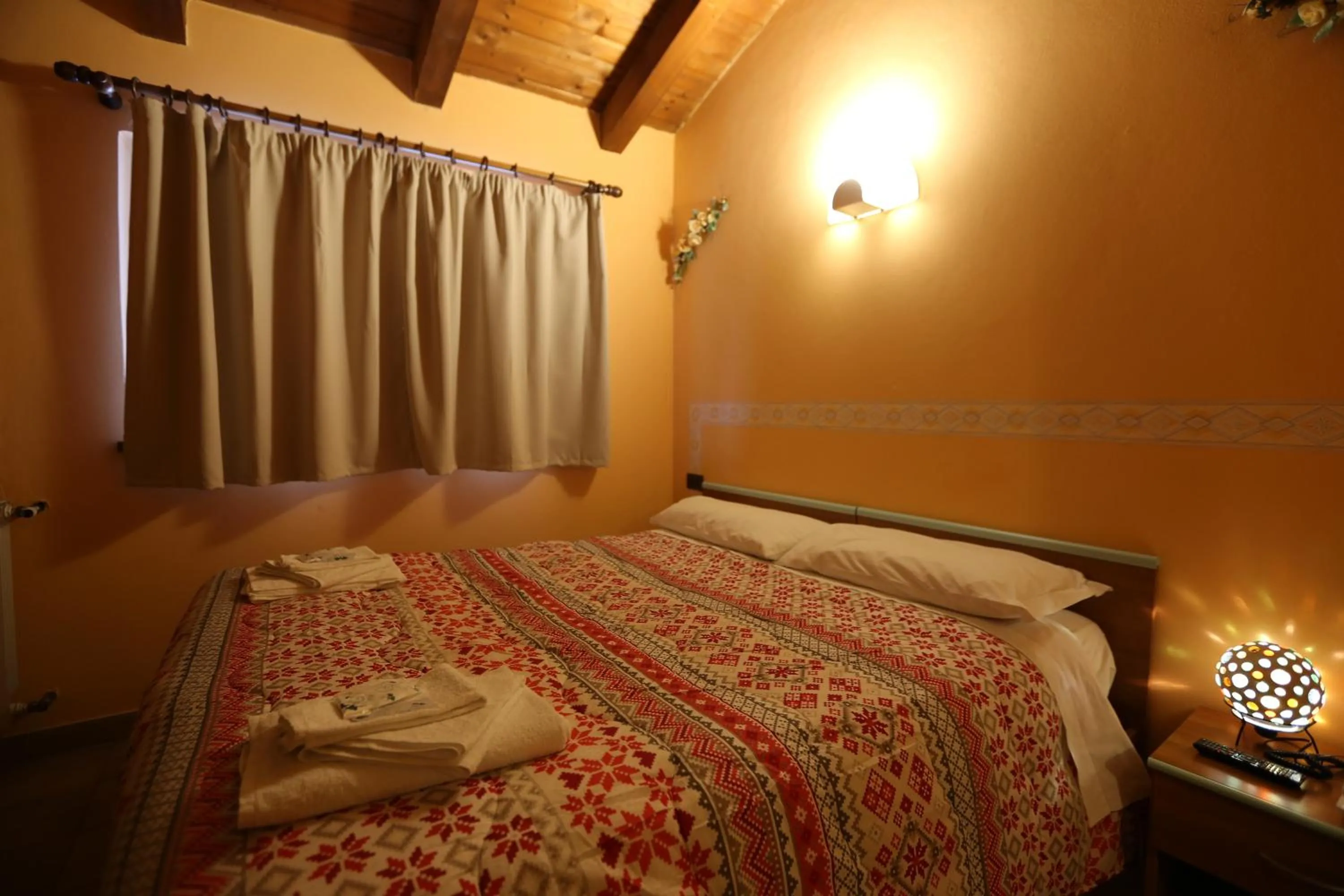 Bedroom, Bed in Da Cecilia
