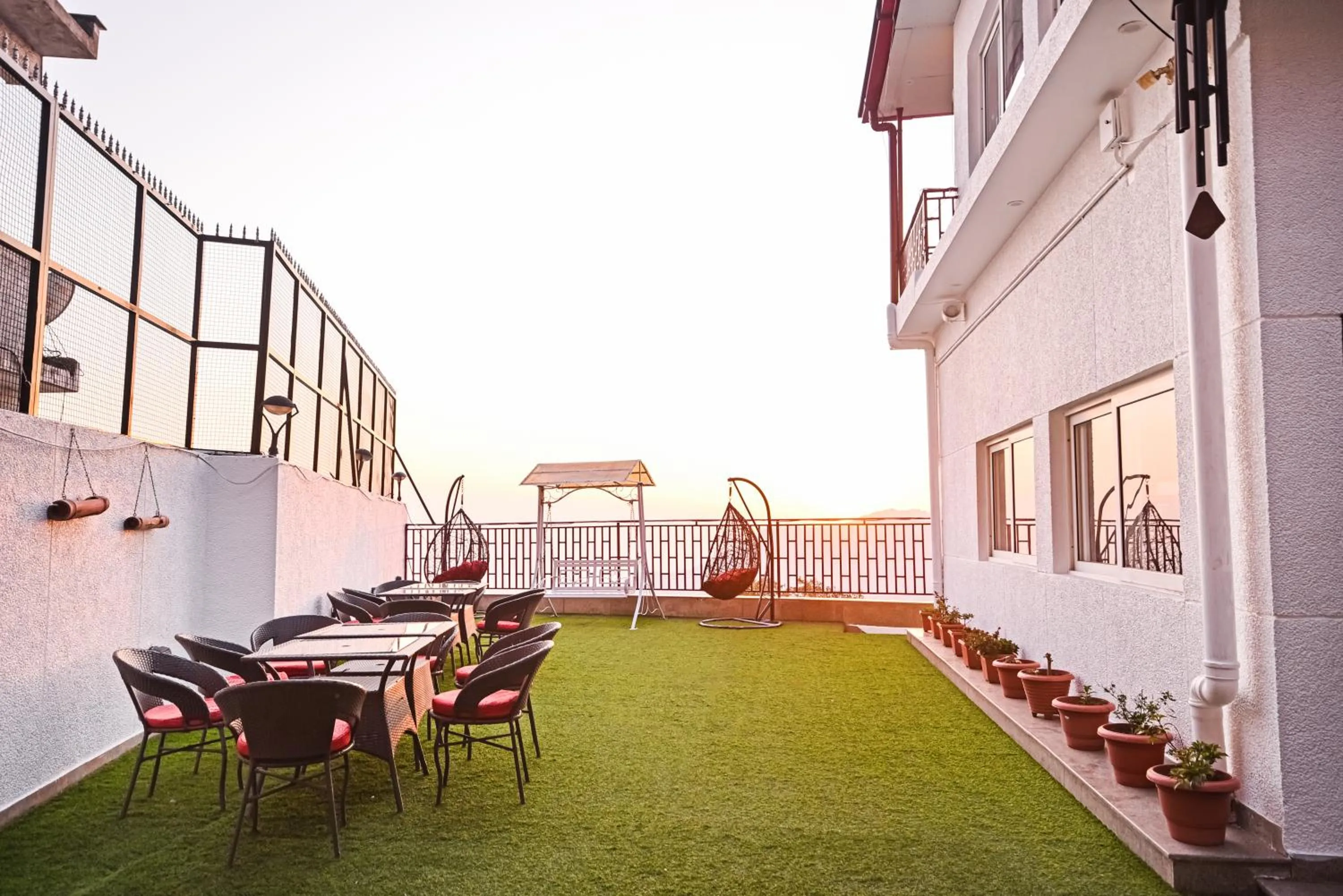 Perfectstayz Premium The Pride at mall road