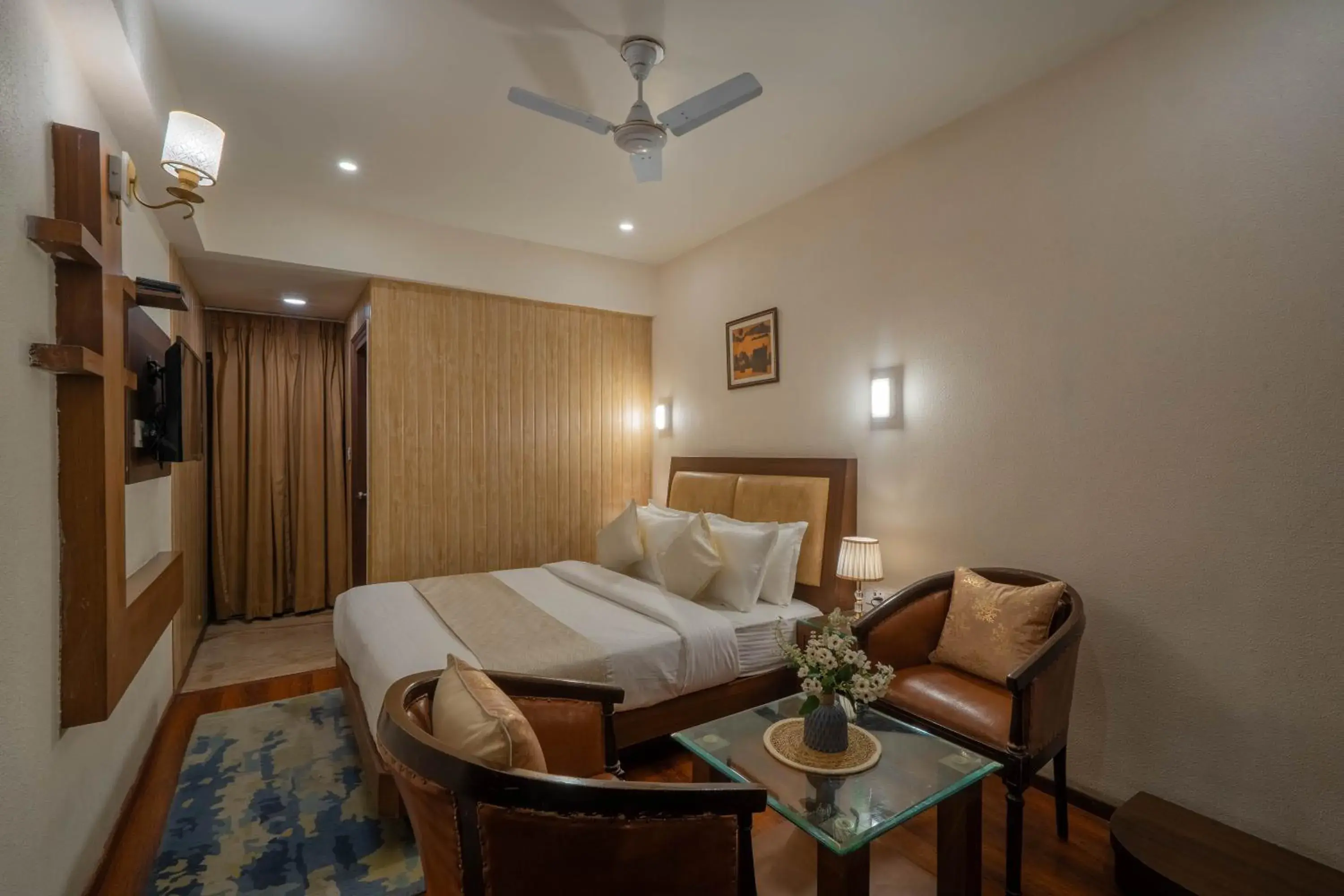 Deluxe Room in Perfectstayz Premium The Pride at mall road Deluxe Room in Perfectstayz Premium The Pride at mall road