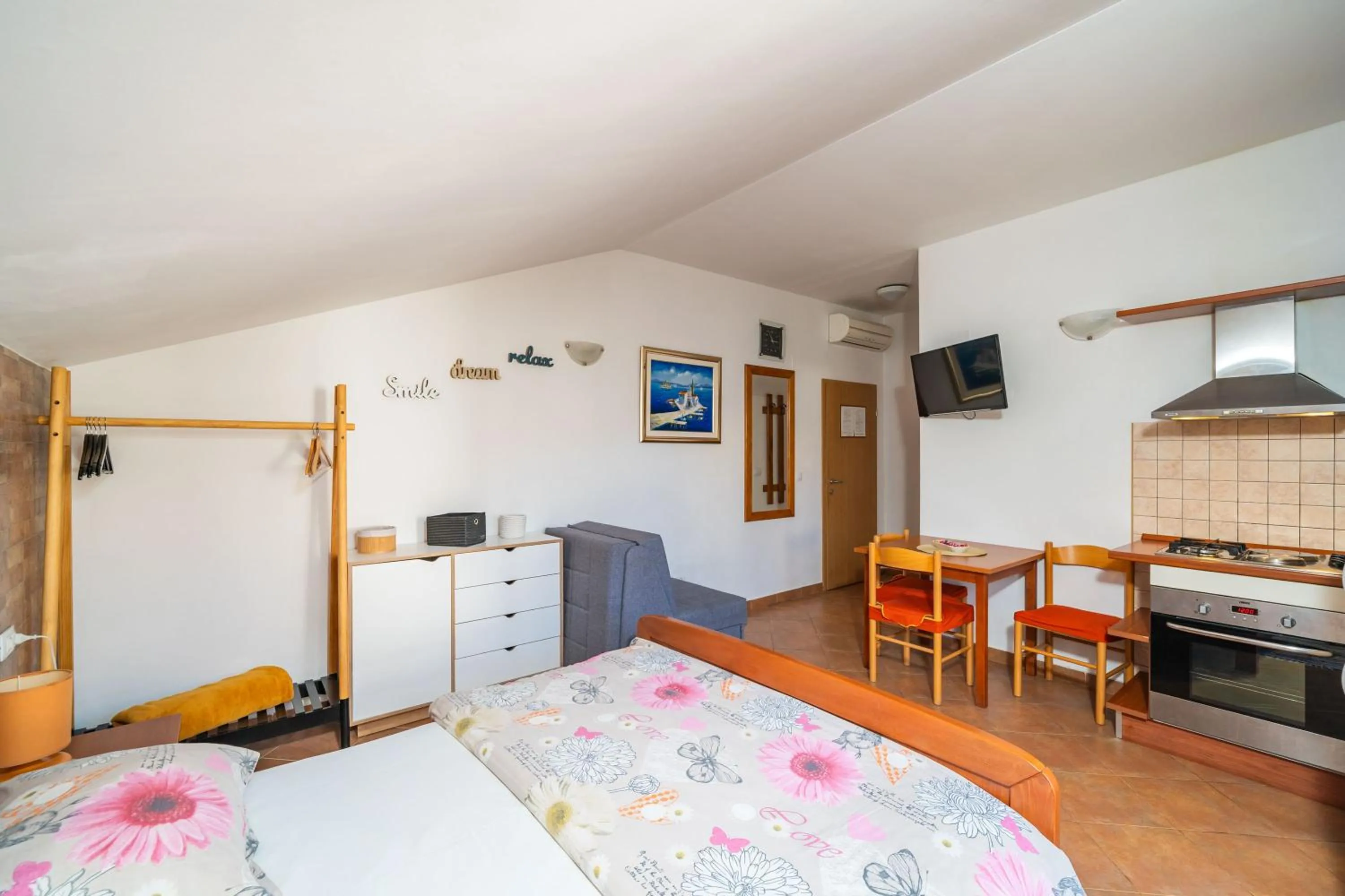 Bedroom, Bed in Apartments Senjo