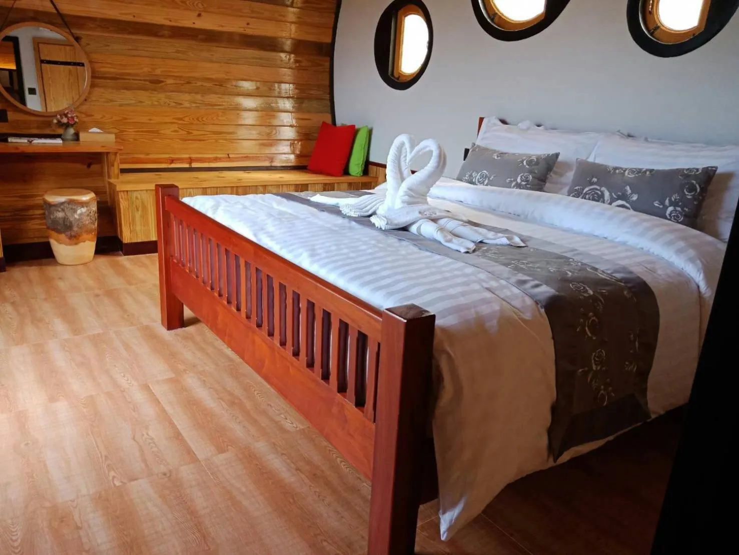 Bedroom, Bed in Kiri Pura Resort