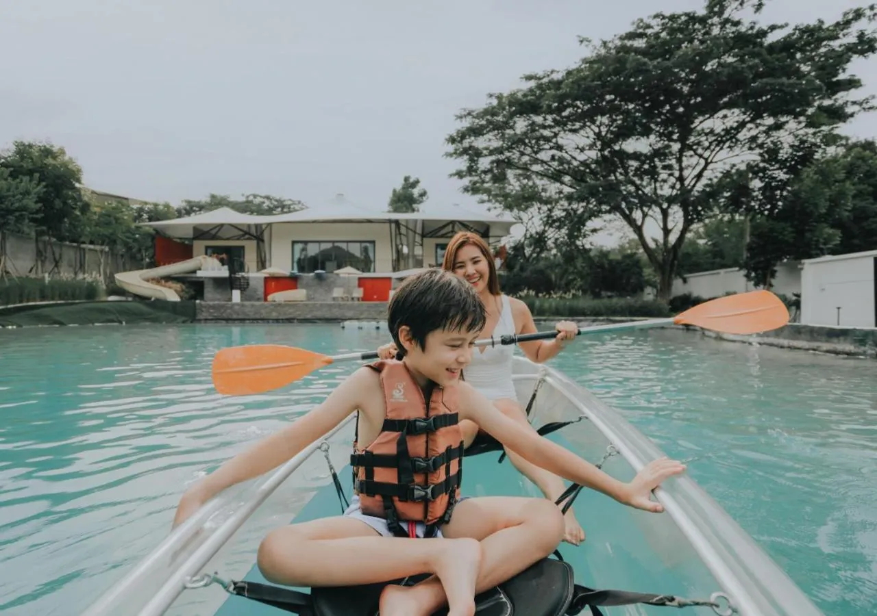 People in Te Mata Glamping