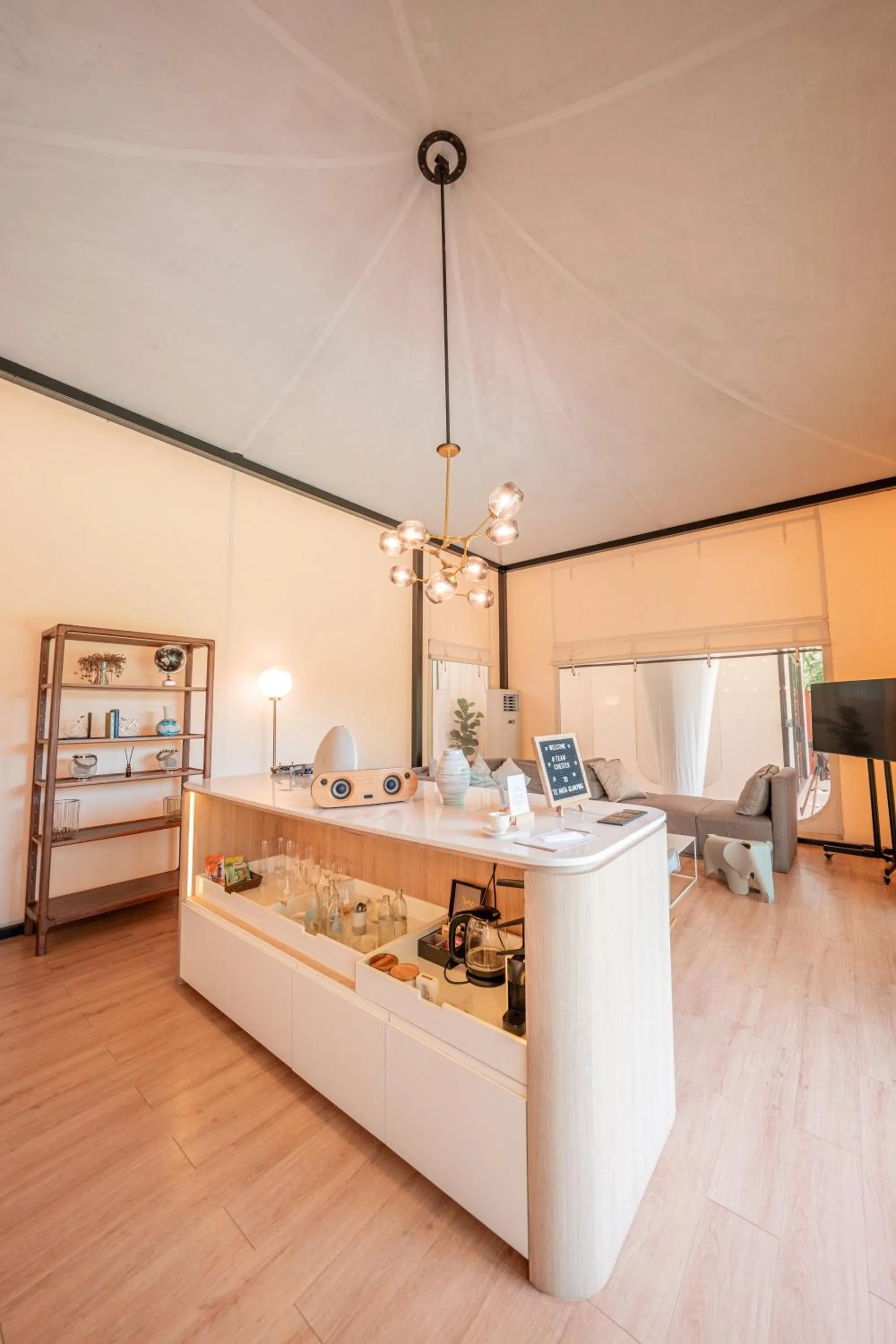 Living room, Bed in Te Mata Glamping