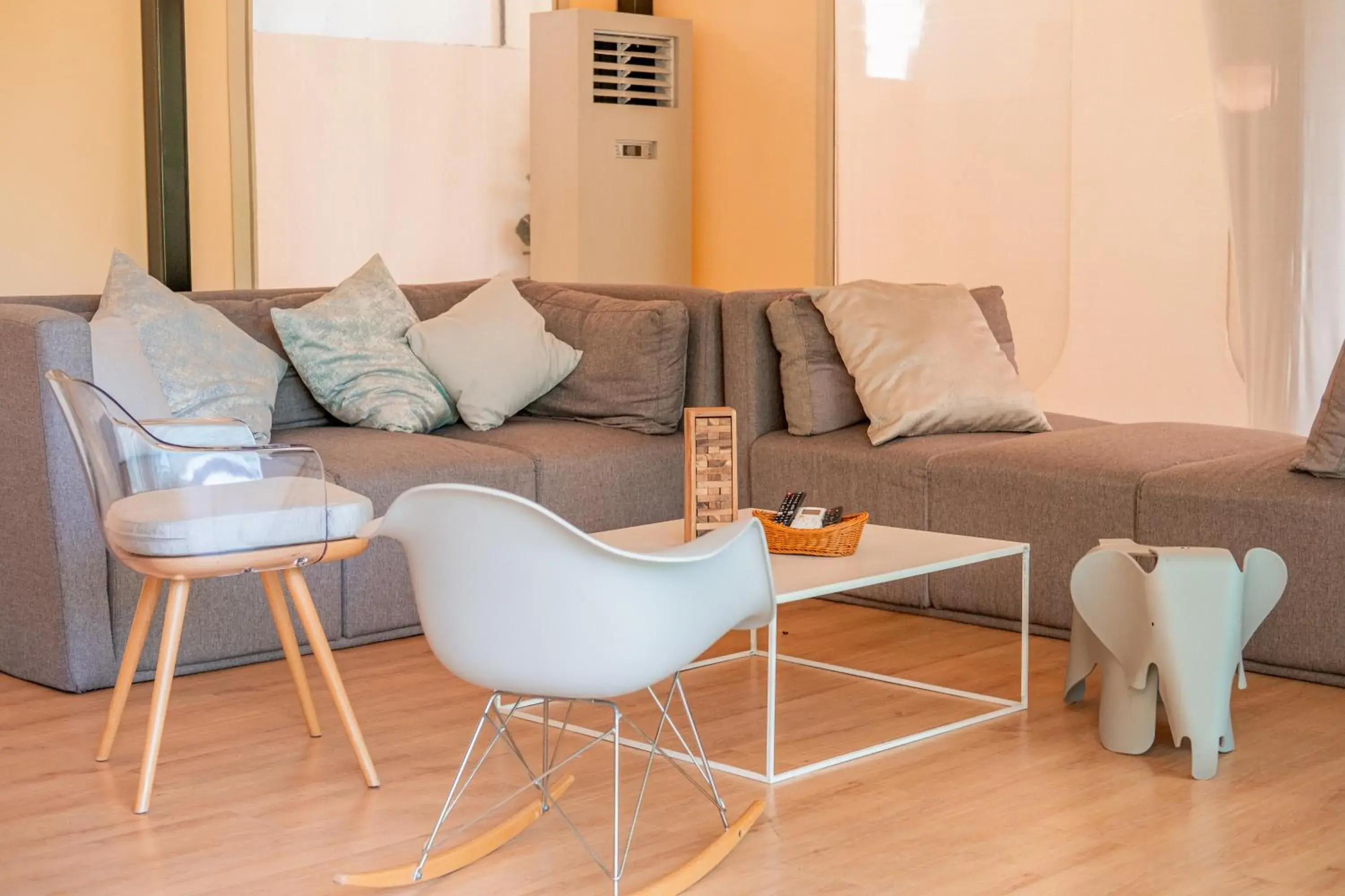 Living room in Te Mata Glamping Living room in Te Mata Glamping