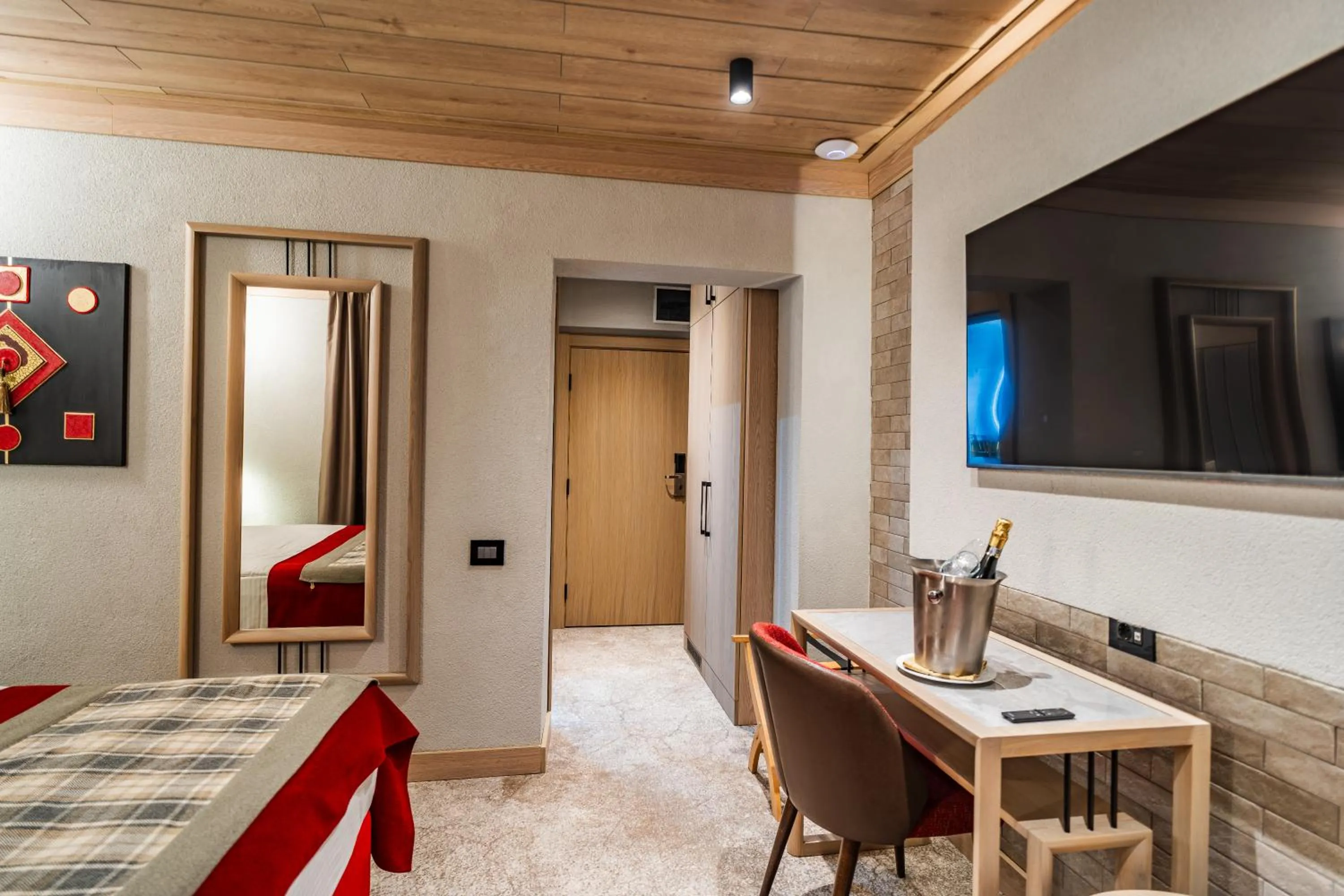 Bed in Alpin Resort Hotel