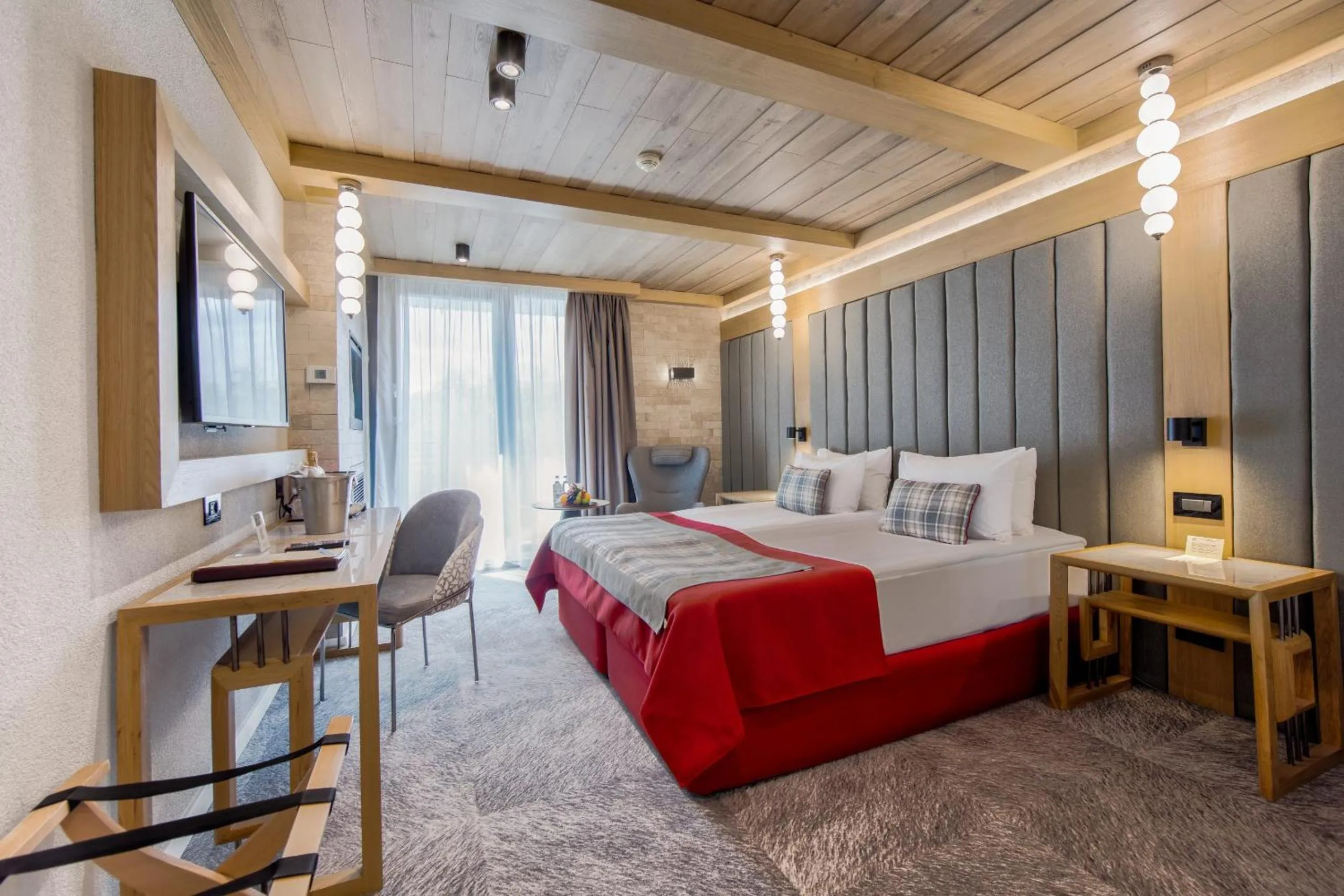 Bed in Alpin Resort Hotel