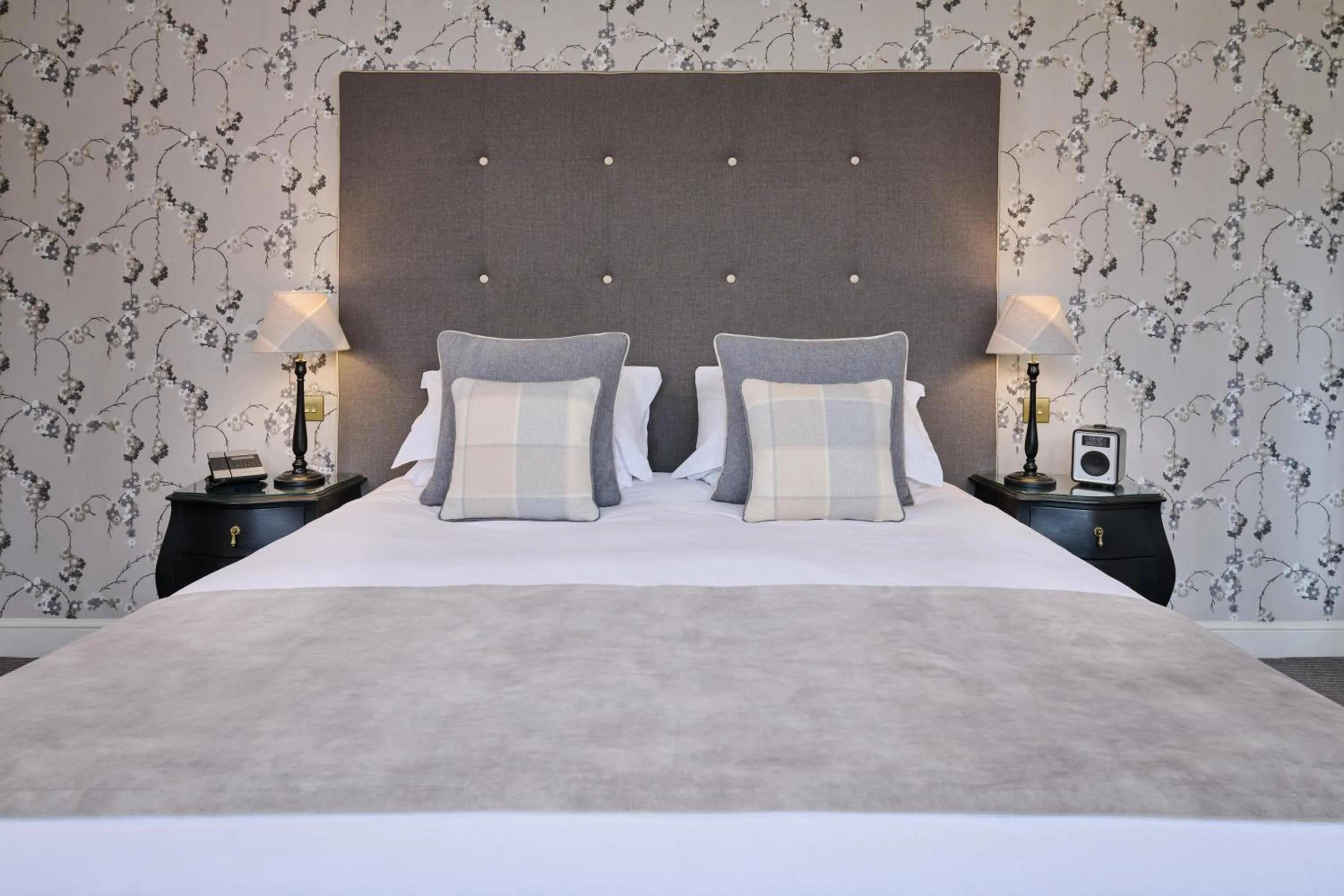 Bedroom, Bed in The Roseate Villa Bath