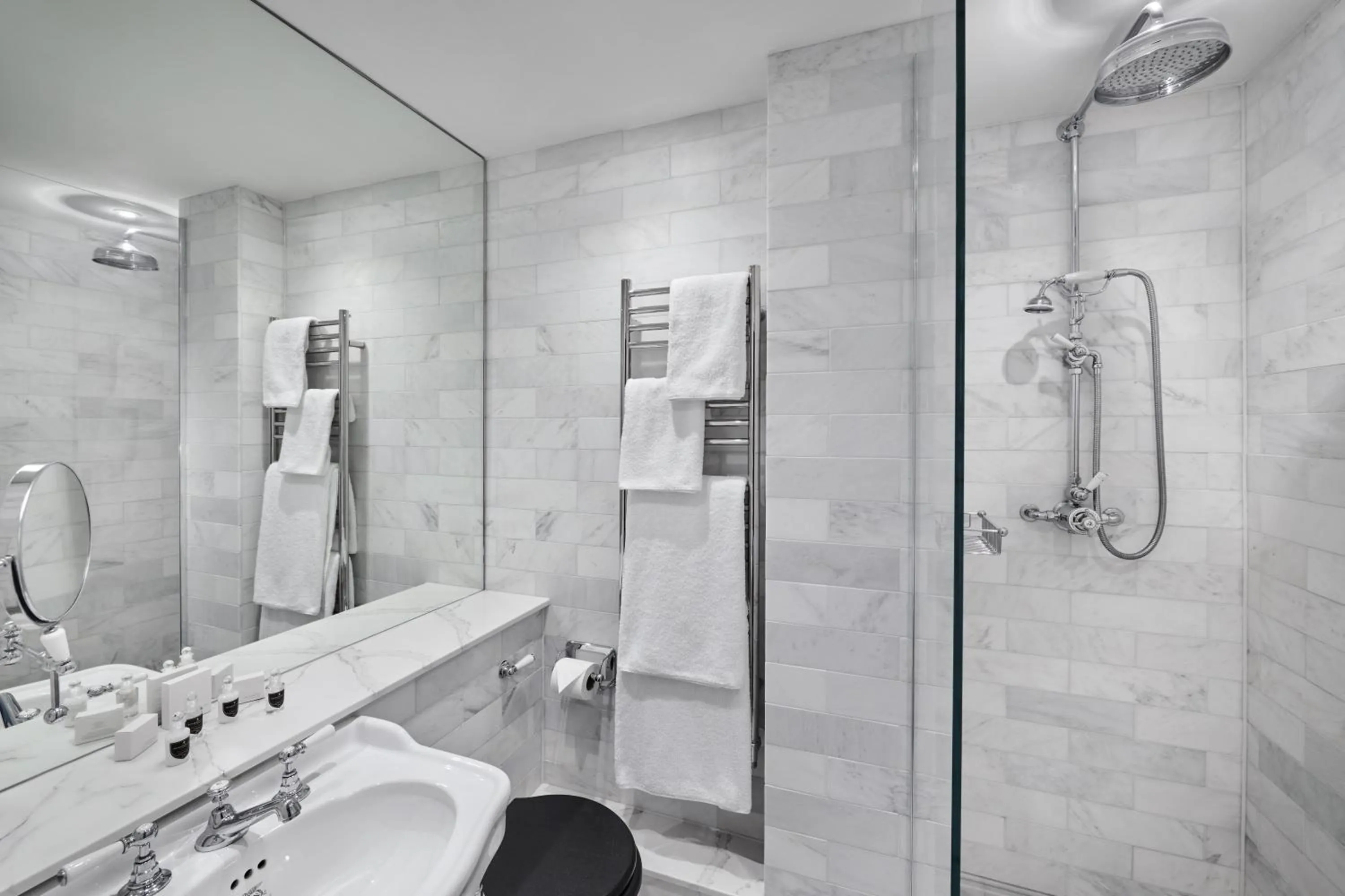 Bathroom in The Roseate Villa Bath