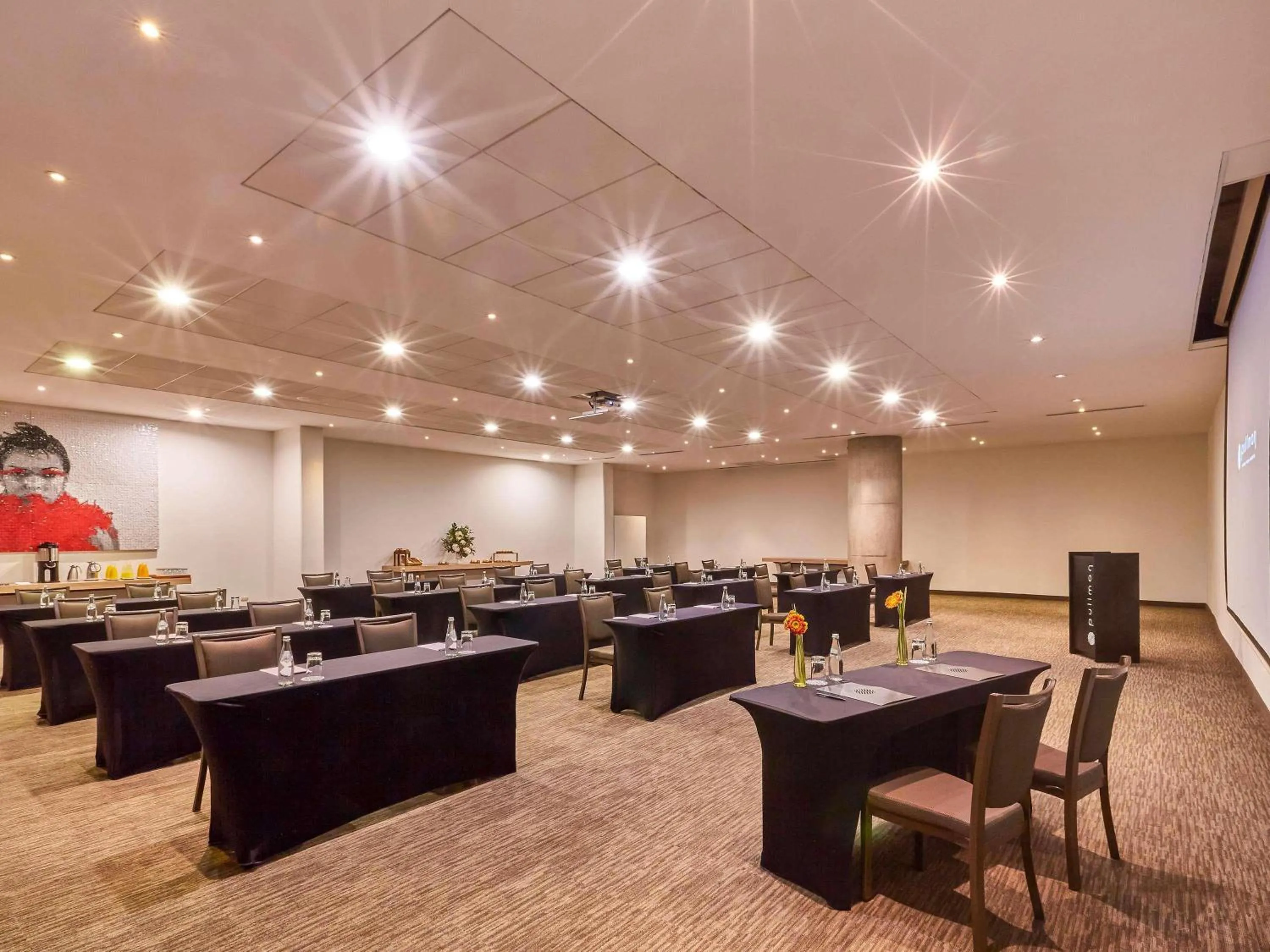 Meeting/conference room in Pullman Lima San Isidro