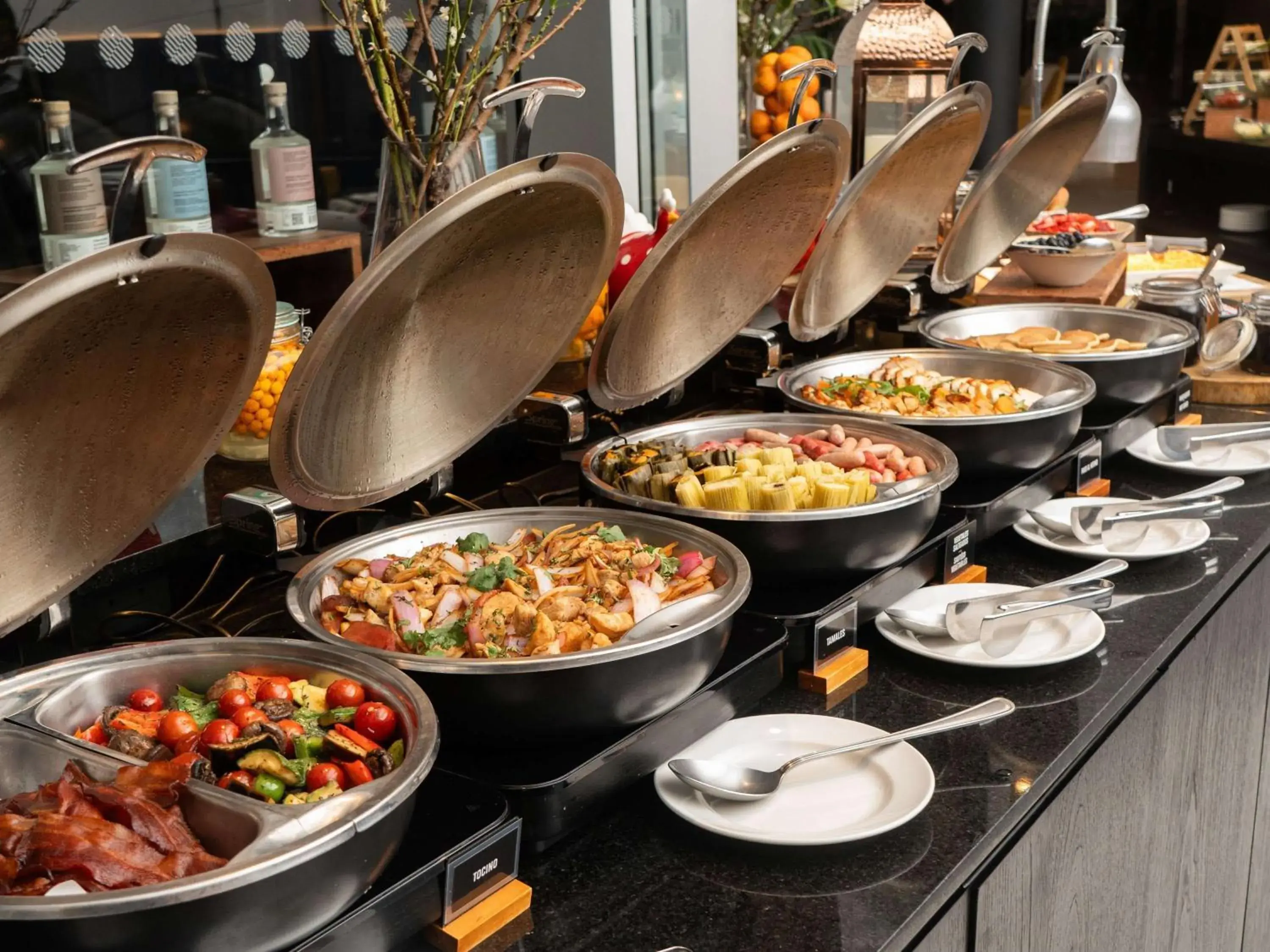 Restaurant/places to eat in Pullman Lima San Isidro Restaurant/places to eat in Pullman Lima San Isidro