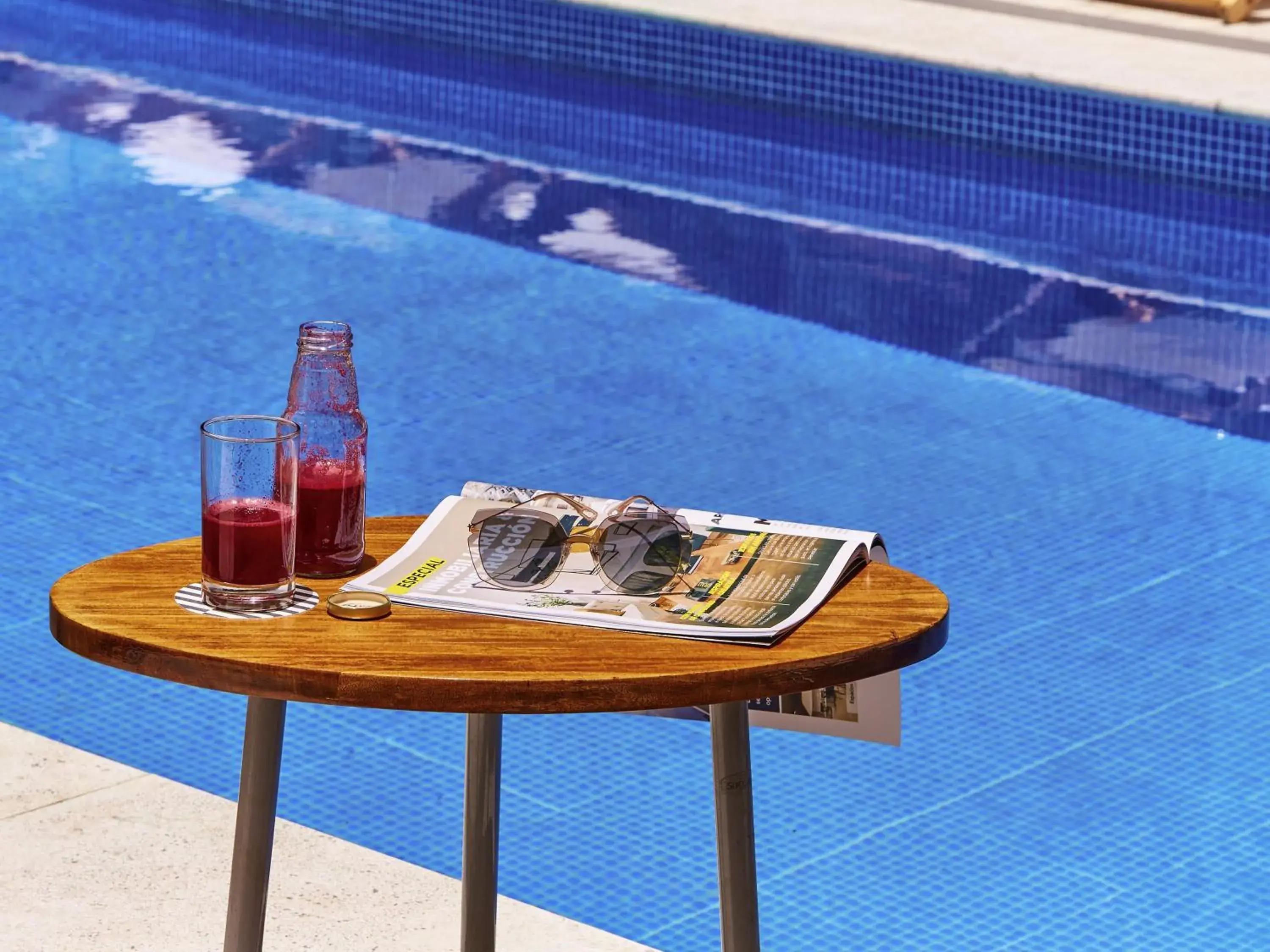 Pool view in Pullman Lima San Isidro Pool view in Pullman Lima San Isidro