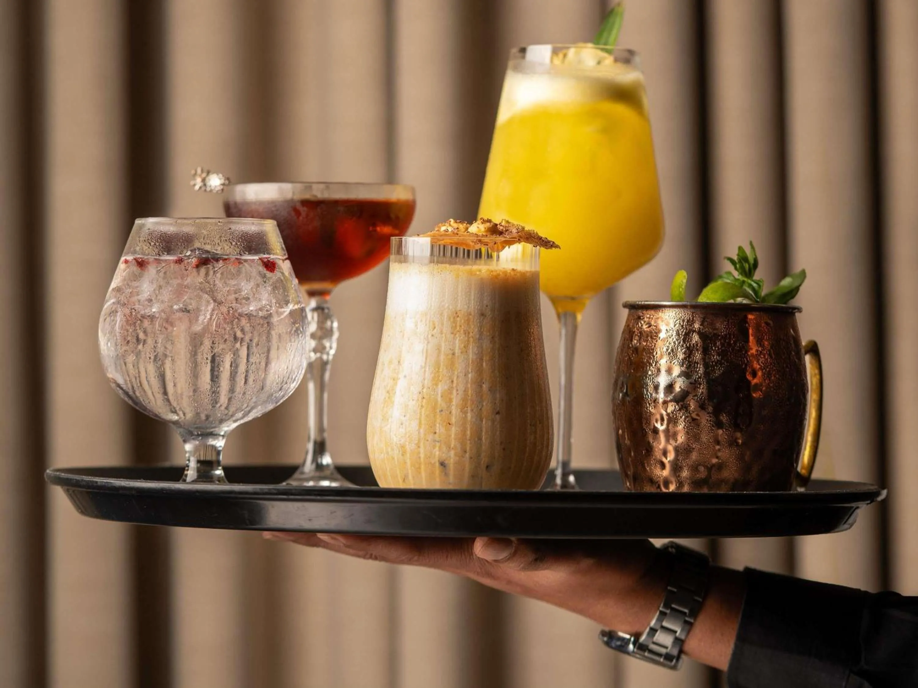 Lounge or bar in Pullman Lima San Isidro