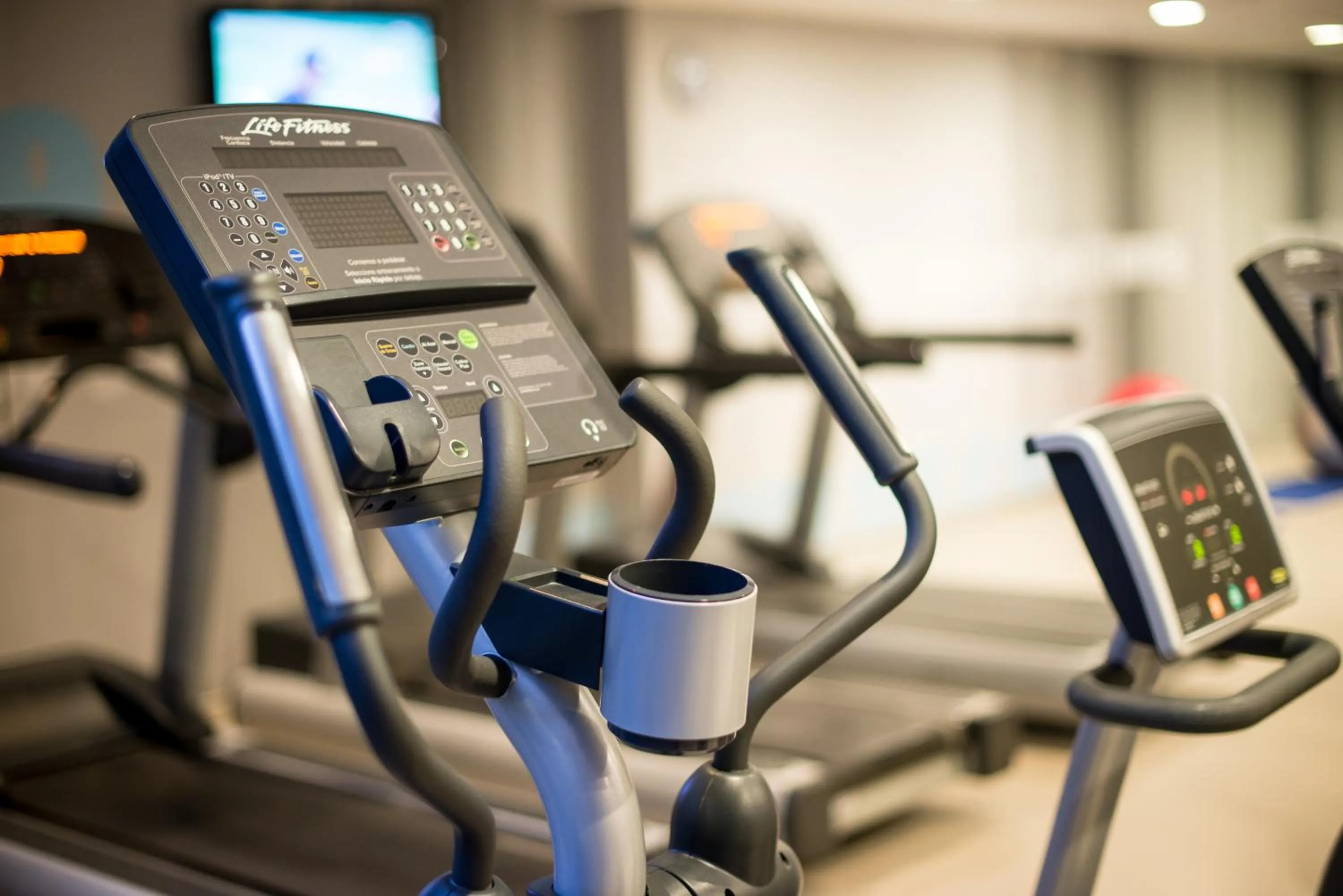 Fitness centre/facilities in Pullman Lima San Isidro