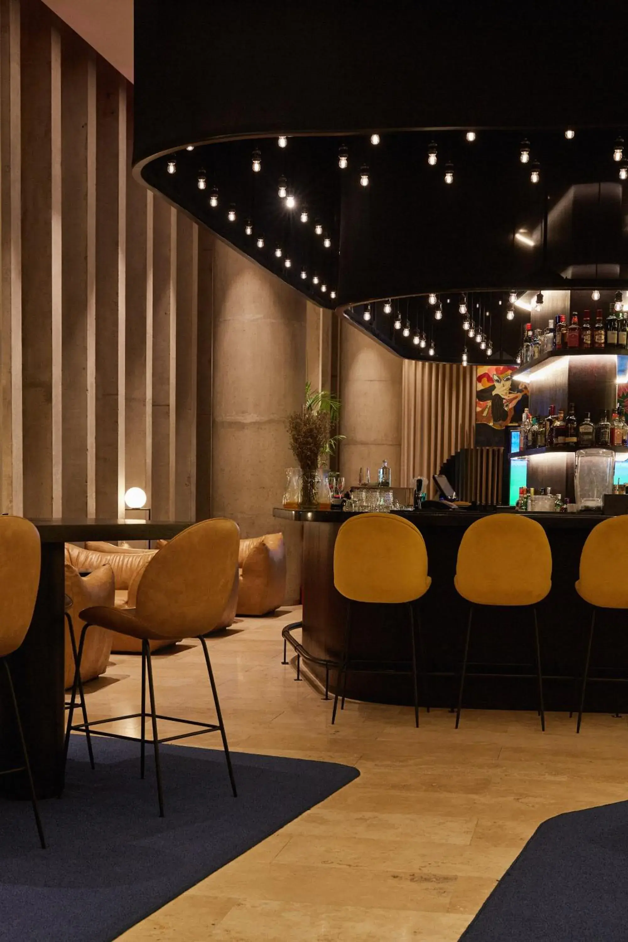 Lounge or bar in Pullman Lima San Isidro Lounge or bar in Pullman Lima San Isidro