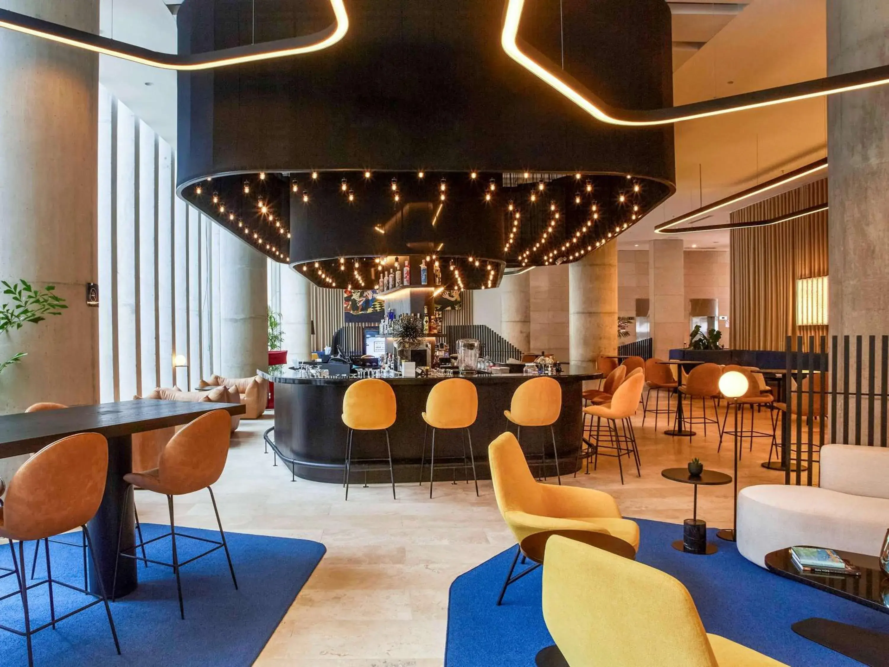 Lounge or bar in Pullman Lima San Isidro Lounge or bar in Pullman Lima San Isidro