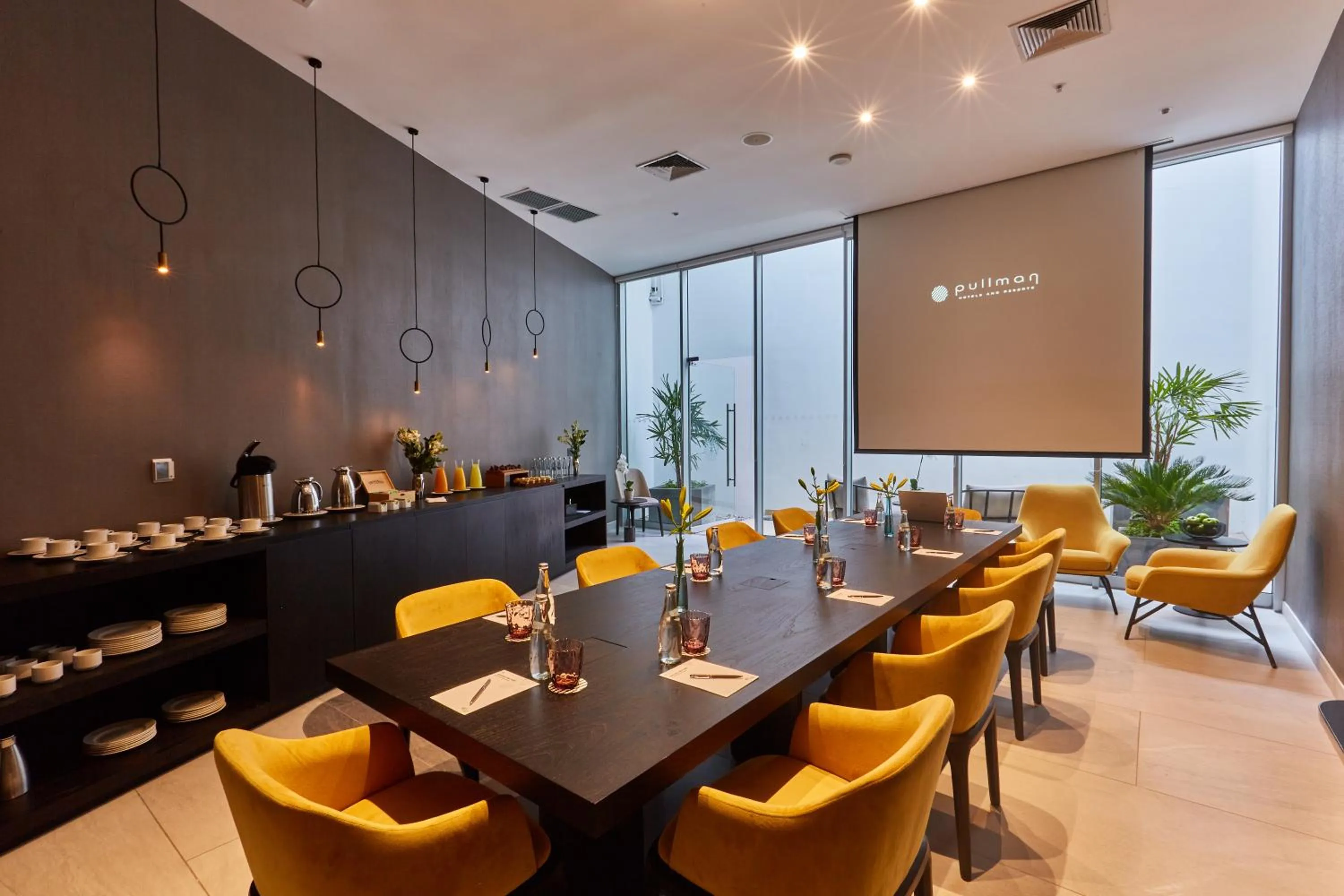 Meeting/conference room in Pullman Lima San Isidro