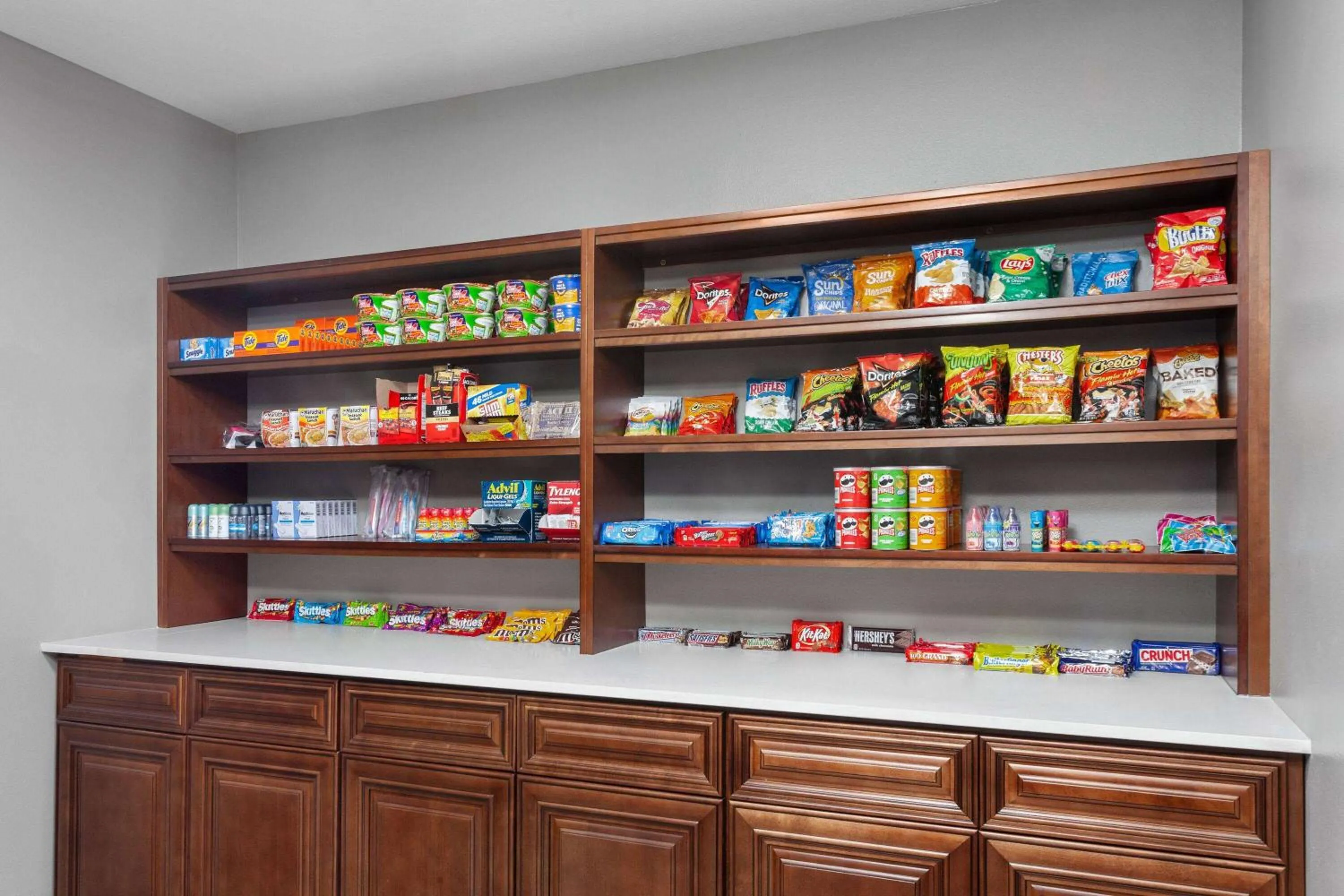 Food and drinks in Microtel Inn by Wyndham Janesville