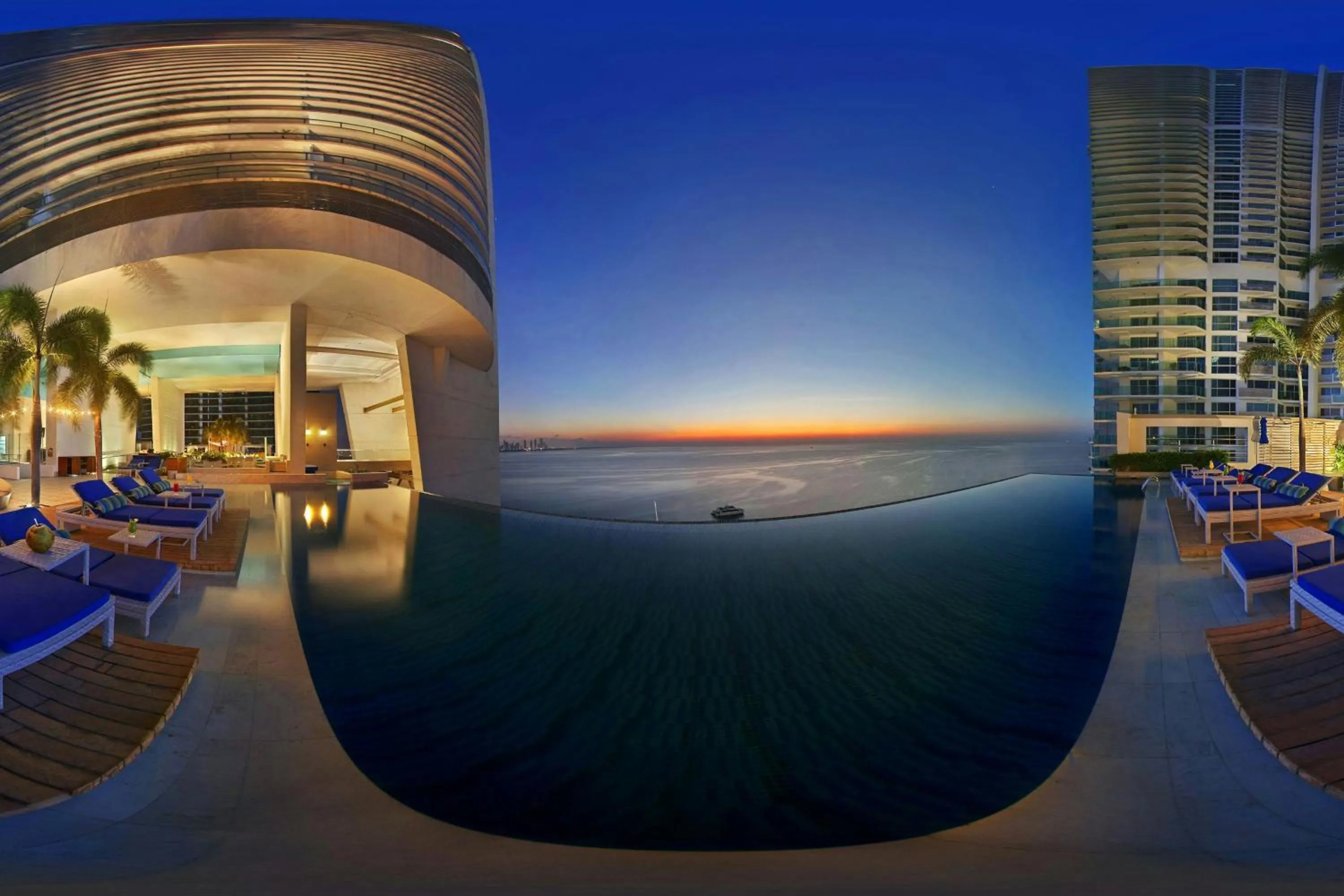 Swimming pool in JW Marriott Panama