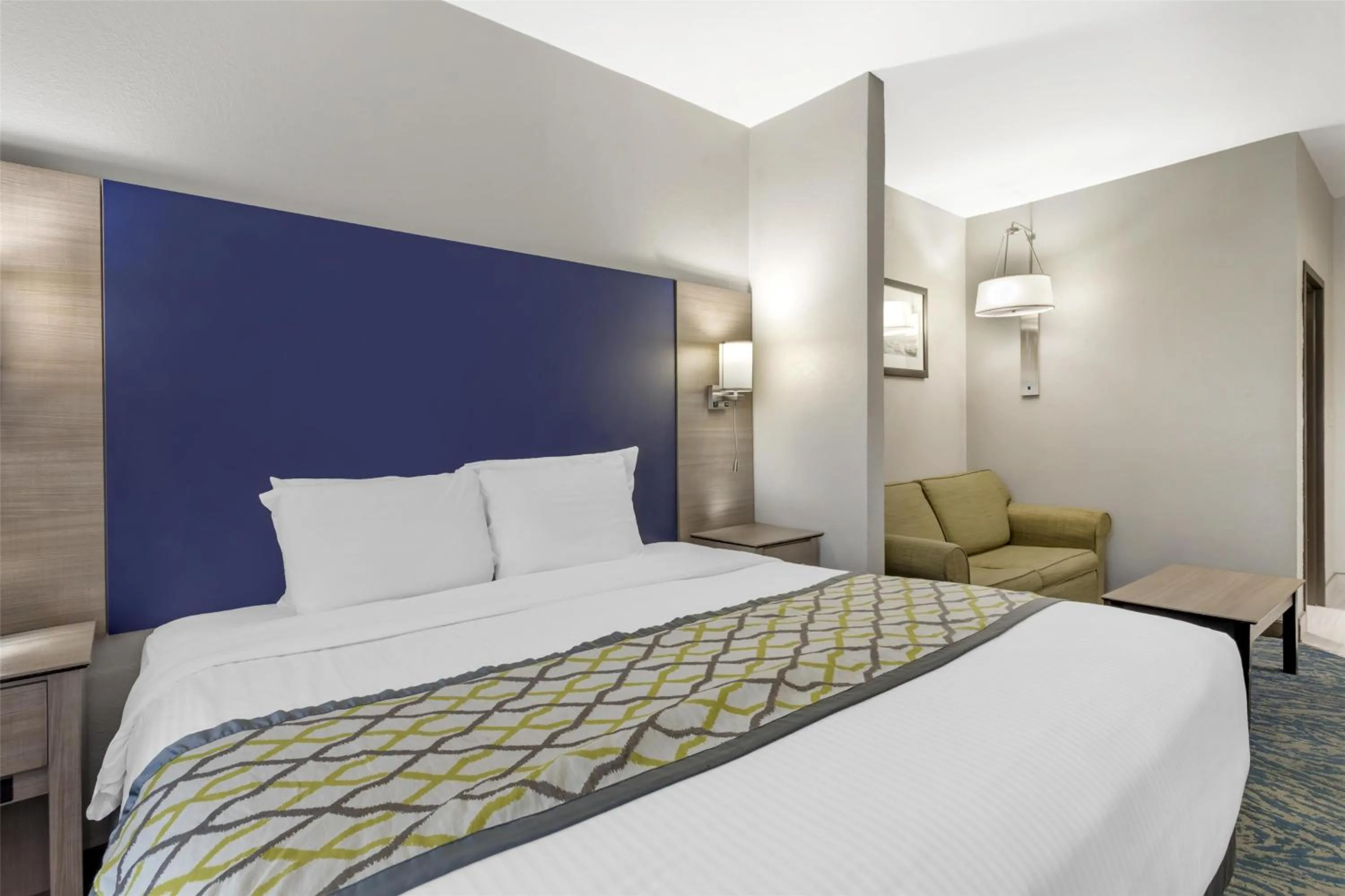 Bedroom, Bed in Best Western Knoxville Airport / Alcoa, TN