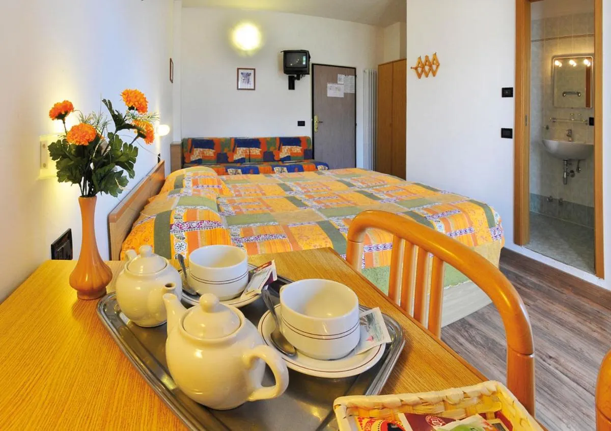 Drinks in Villa Flora