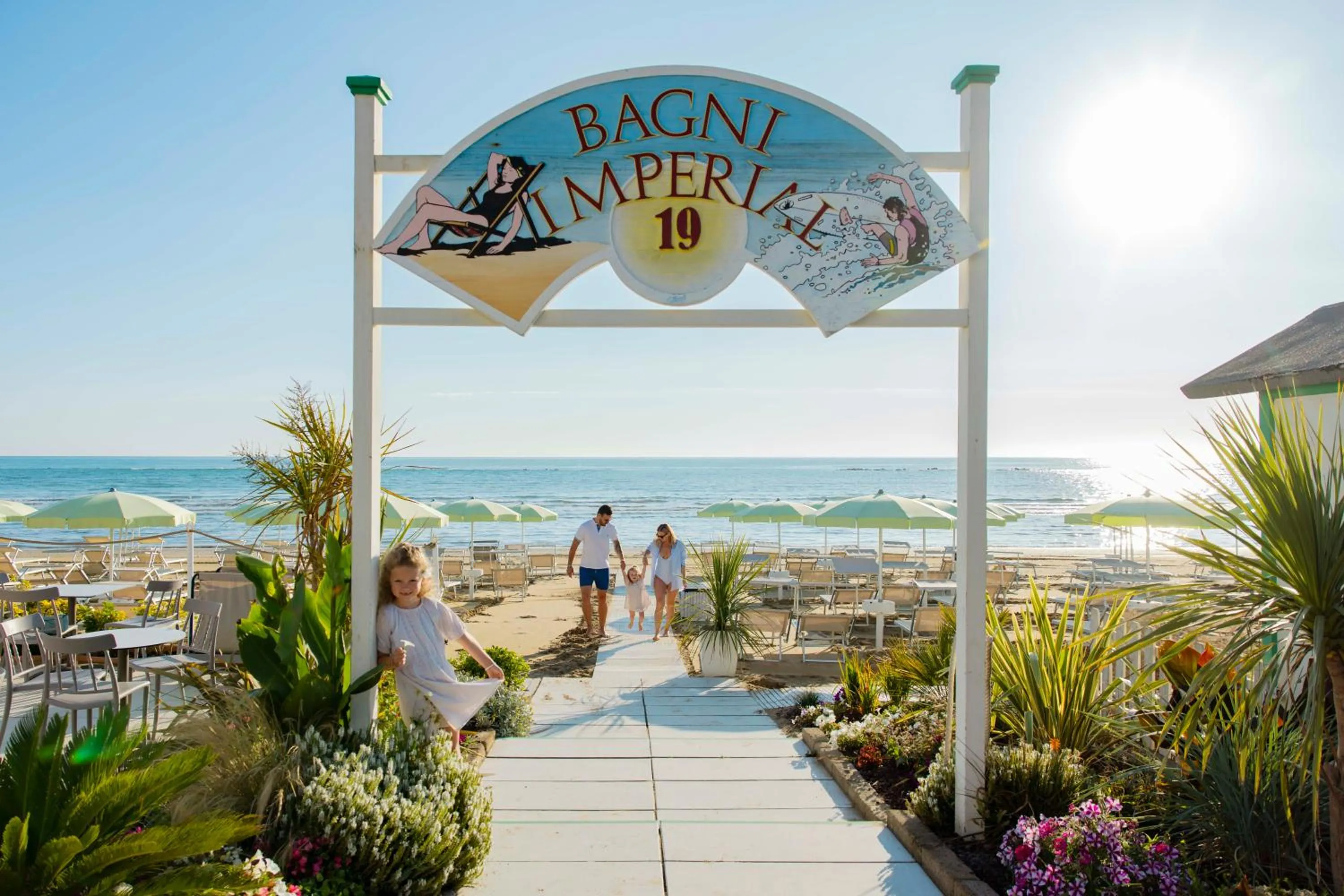 Beach in UNA HOTELS Imperial Beach Hotel