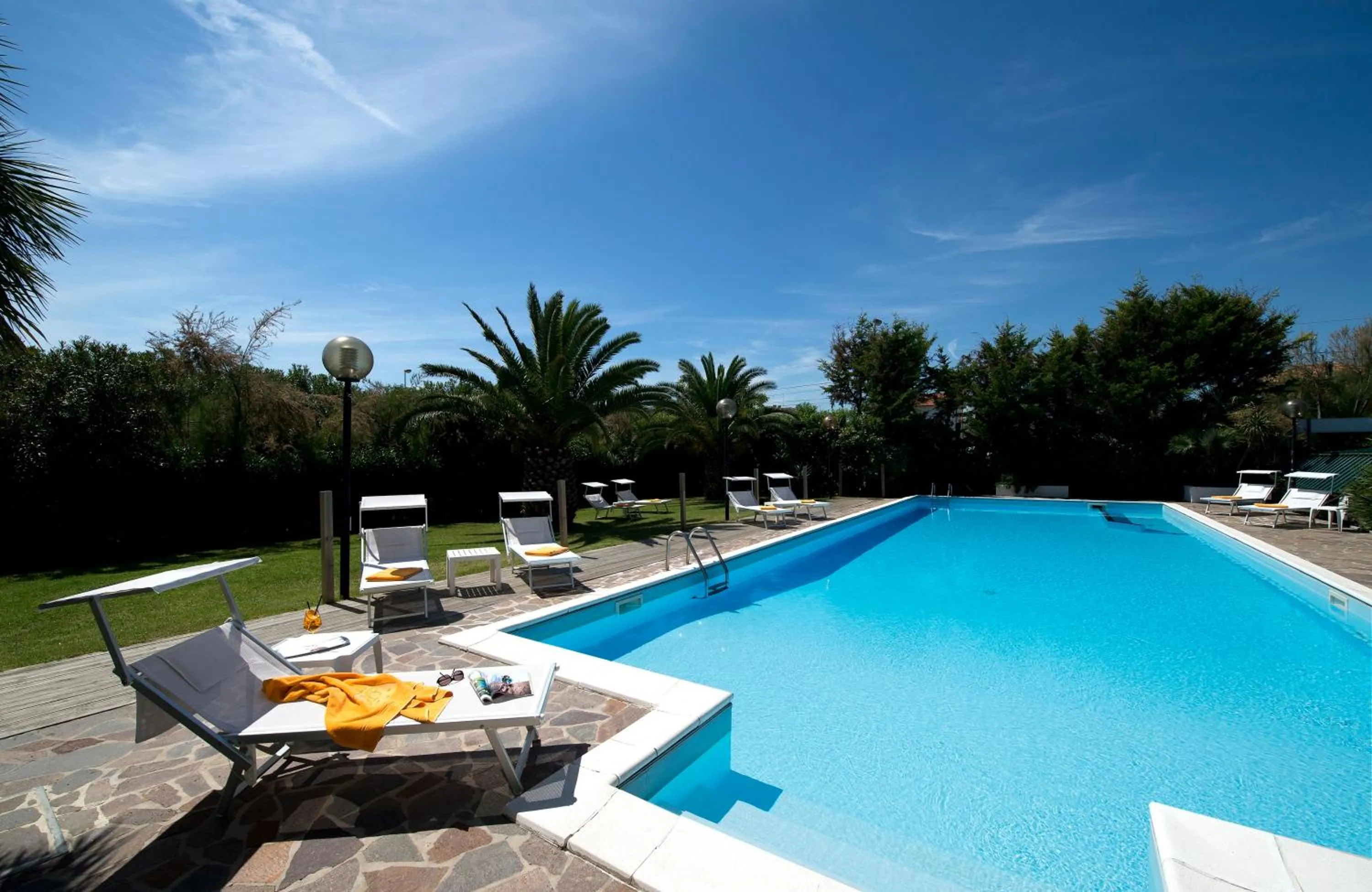 Activities in UNA HOTELS Imperial Beach Hotel