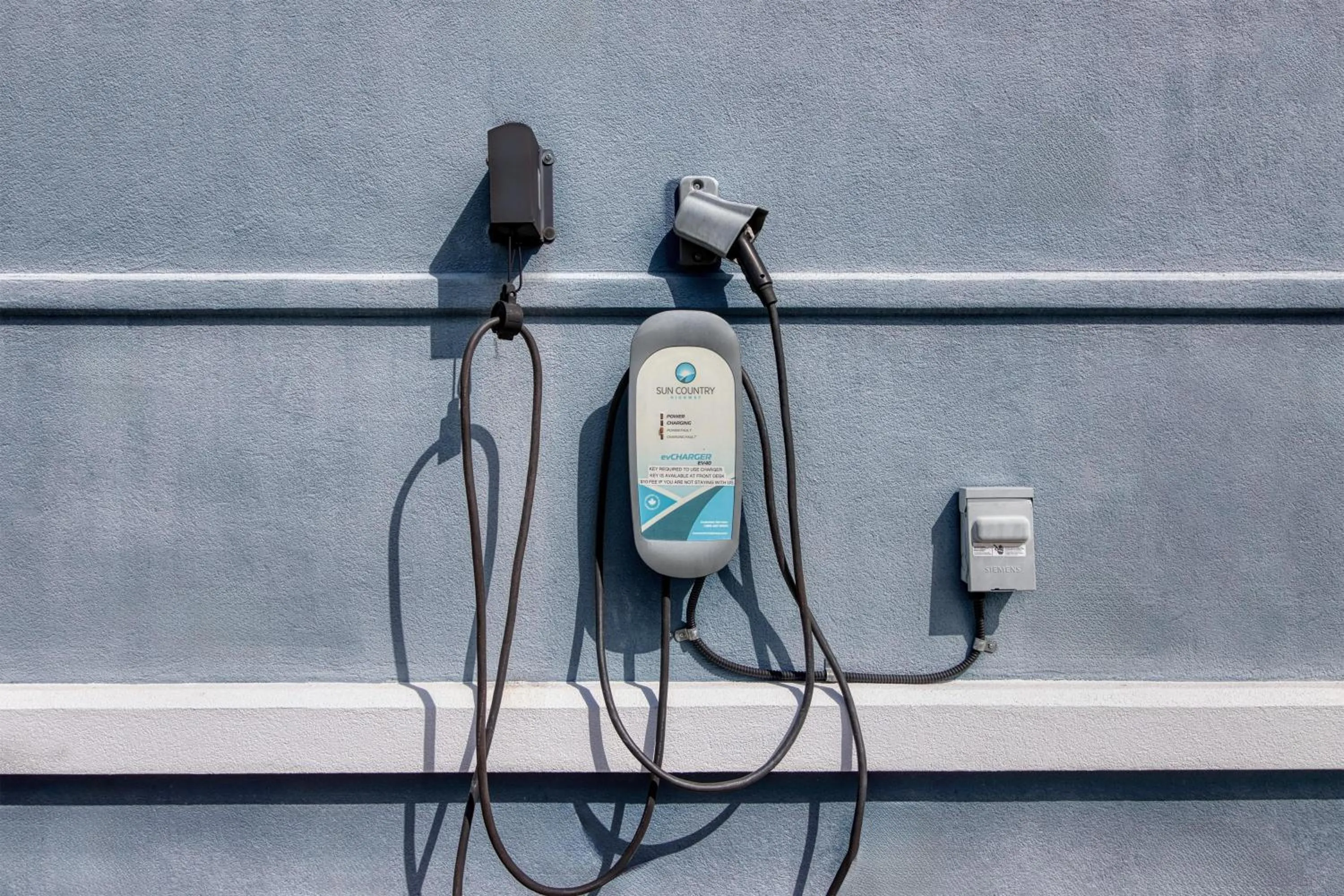 Property building in Best Western Waldo Inn & Suites