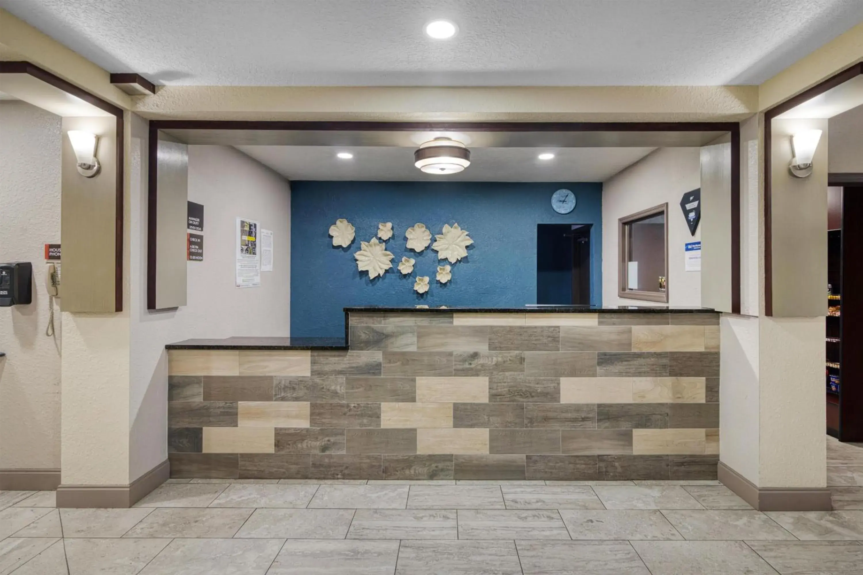 Lobby or reception in Best Western Waldo Inn & Suites Lobby or reception in Best Western Waldo Inn & Suites