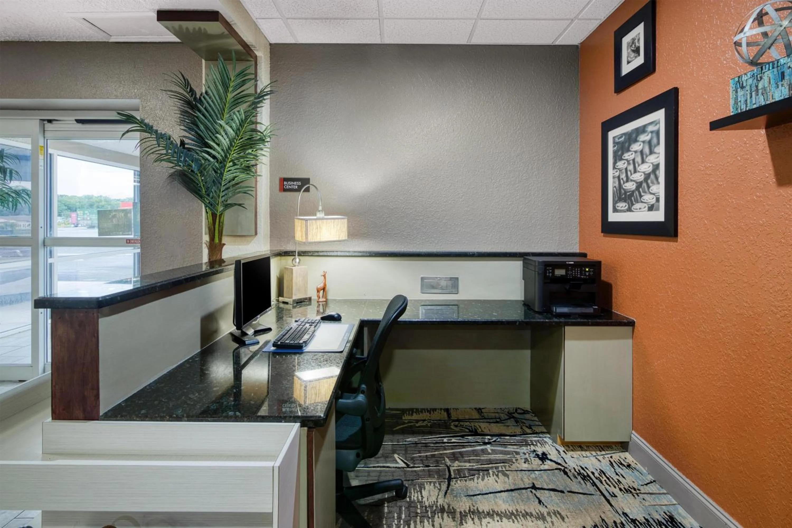 Business facilities in Best Western Waldo Inn & Suites