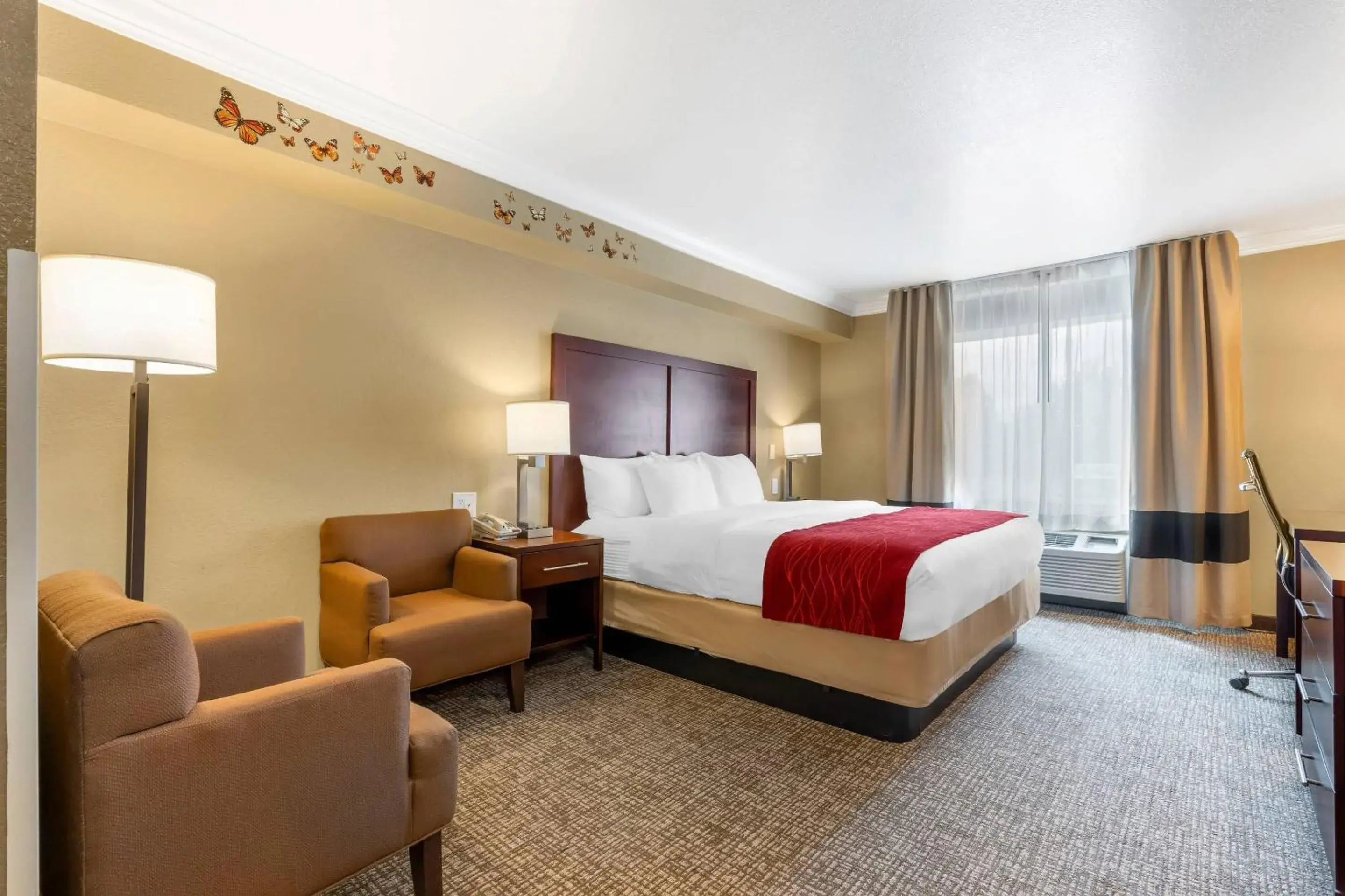 Bedroom, Bed in Comfort Inn Arcata Bedroom, Bed in Comfort Inn Arcata