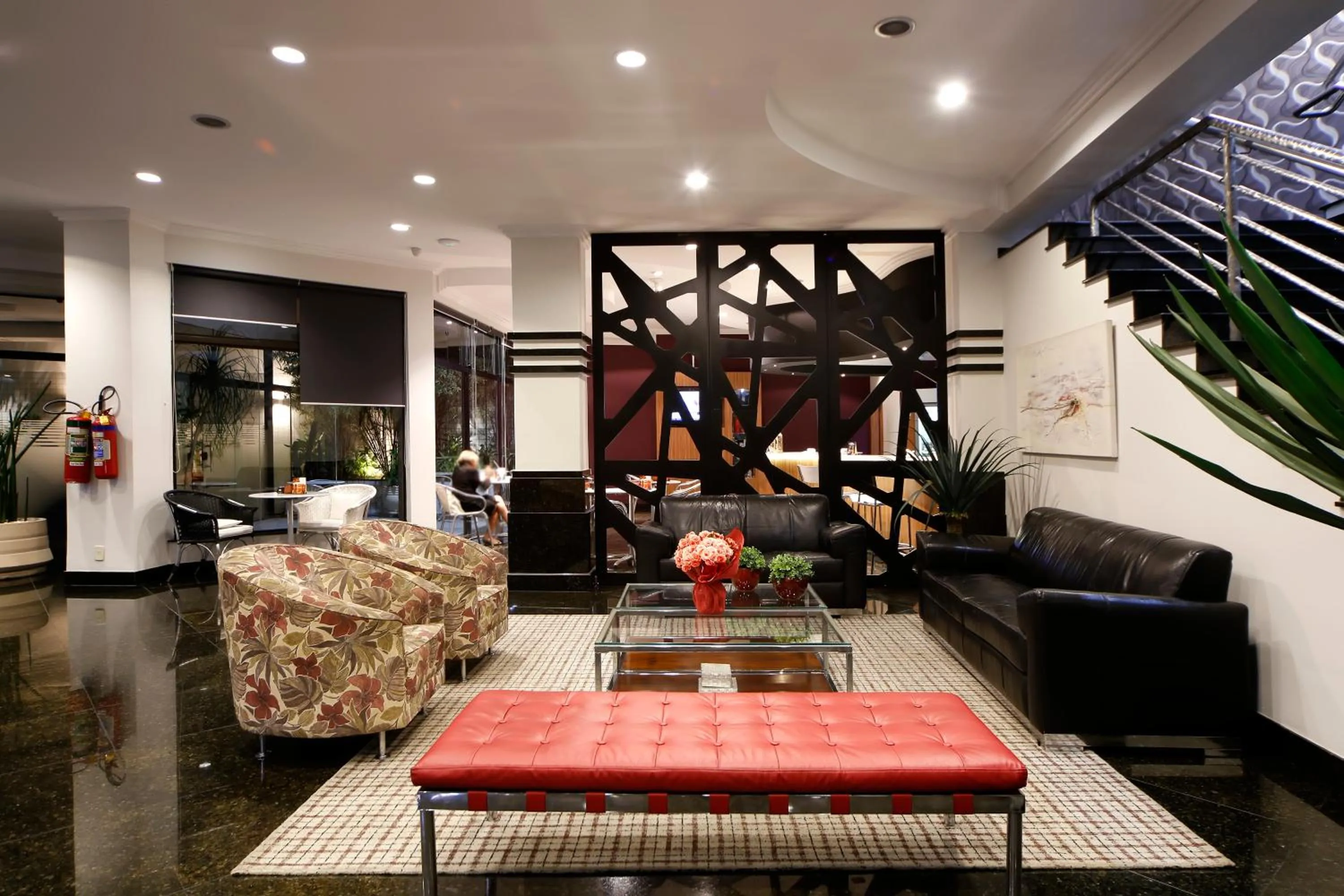 Lounge or bar in Grand Hotel Royal Sorocaba by Atlantica