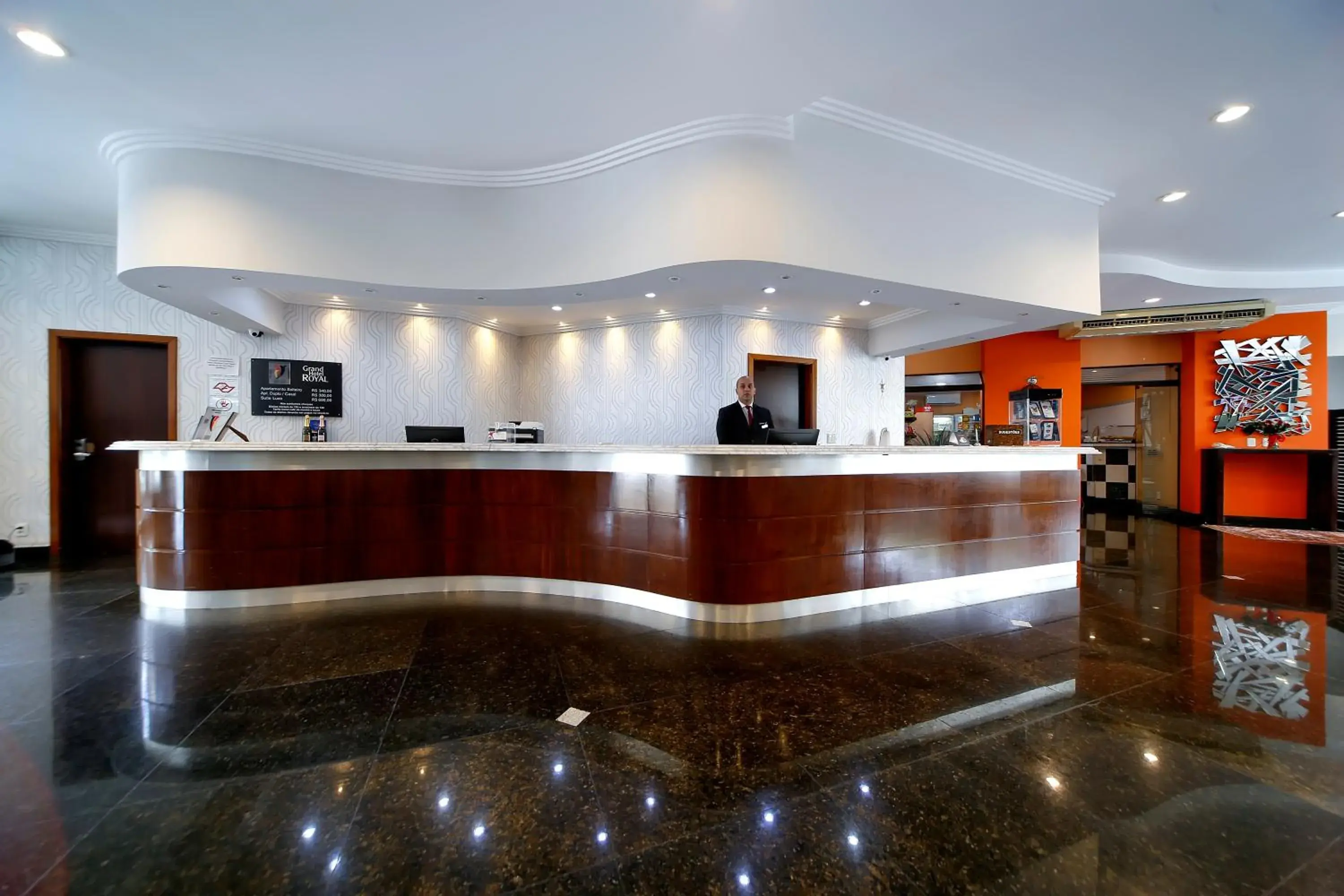 Lobby or reception in Grand Hotel Royal Sorocaba by Atlantica Lobby or reception in Grand Hotel Royal Sorocaba by Atlantica