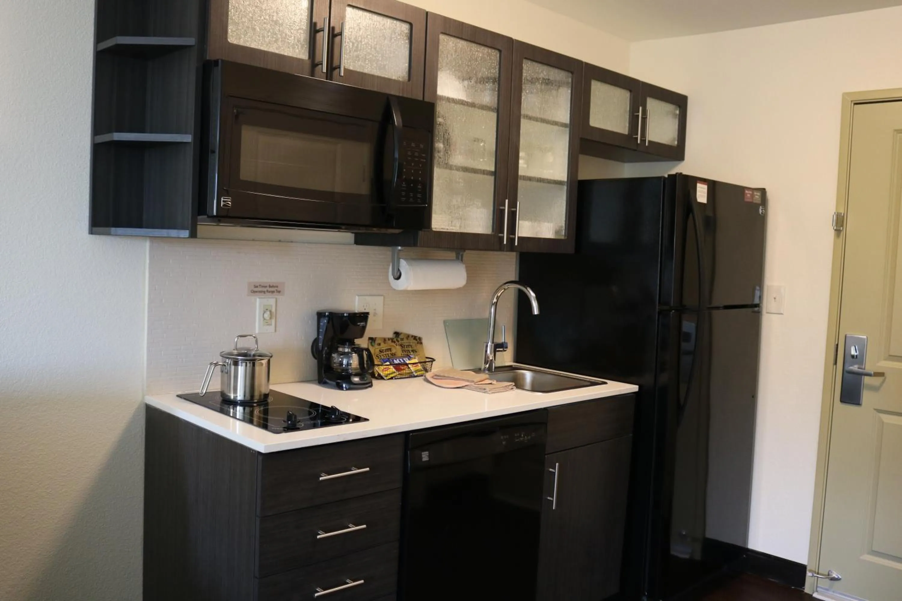 Photo of the whole room in Candlewood Suites Nashville - Goodlettsville by IHG