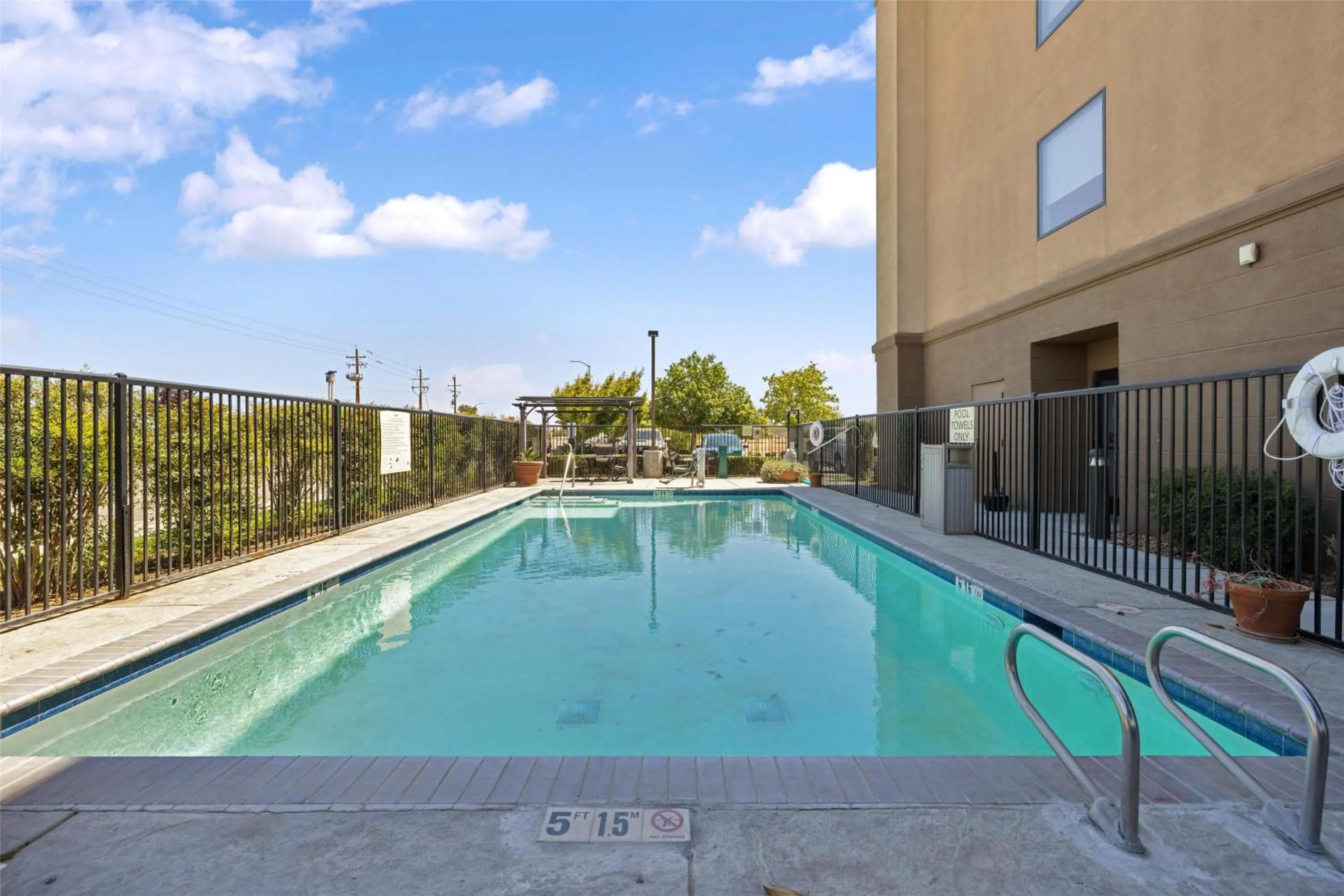 Pool view in Hampton Inn & Suites Madera