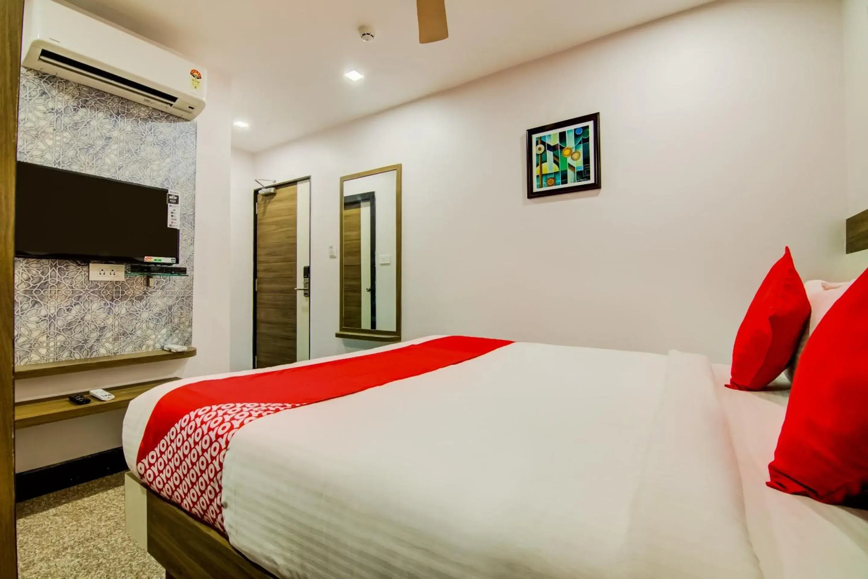 Bedroom, Bed in Super Capital O Pratibha Grand Bedroom, Bed in Super Capital O Pratibha Grand