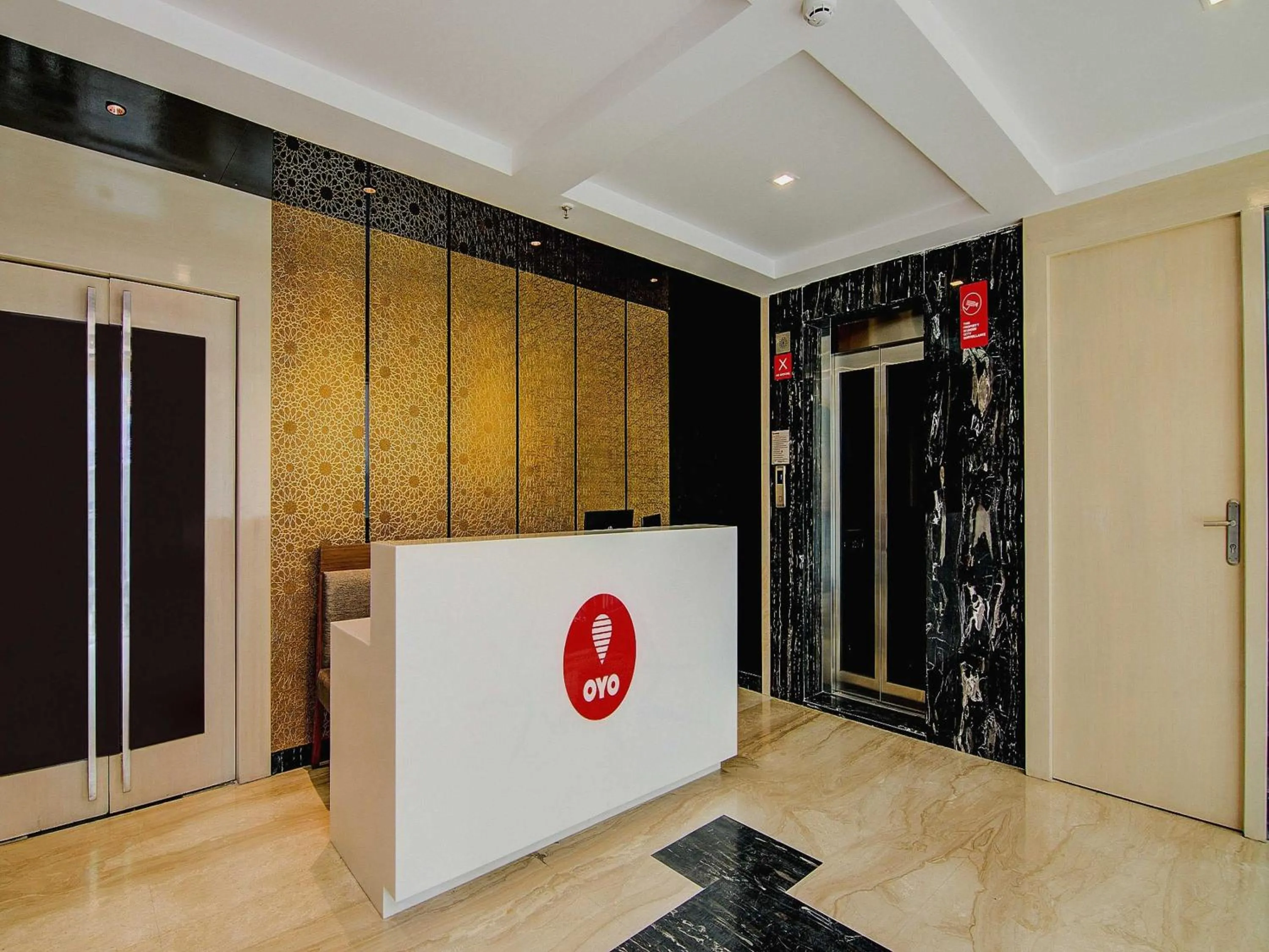 Lobby or reception in Super Capital O Pratibha Grand