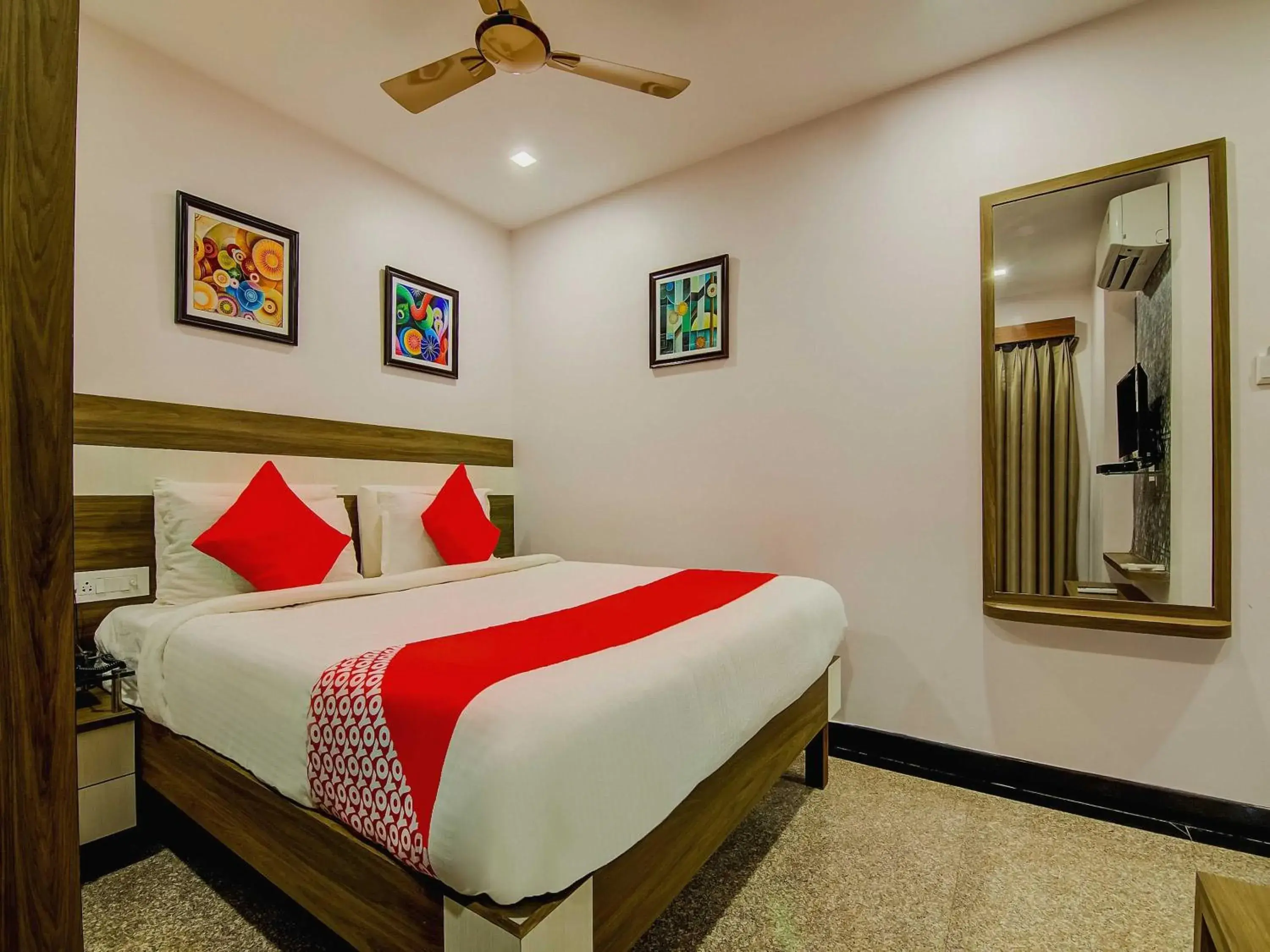 Bedroom, Bed in Super Capital O Pratibha Grand Bedroom, Bed in Super Capital O Pratibha Grand