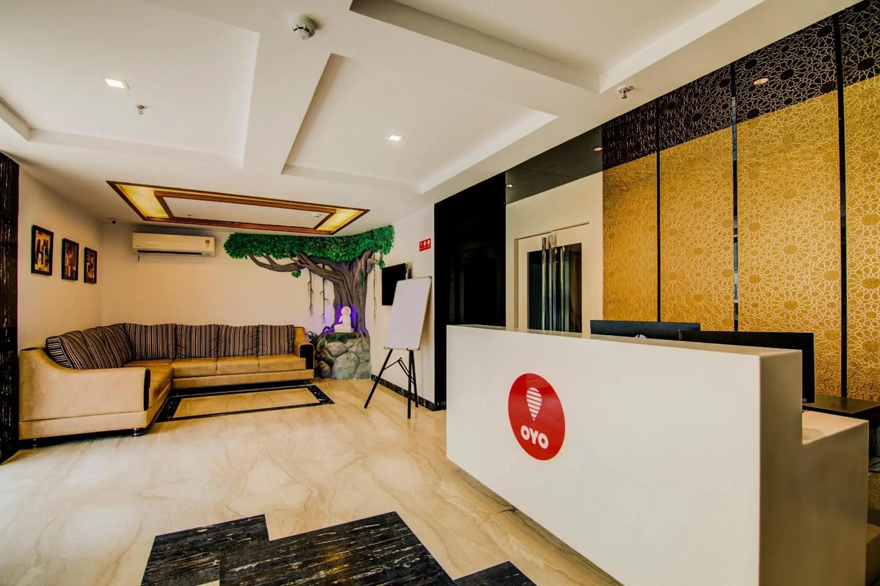 Lobby or reception in Super Capital O Pratibha Grand Lobby or reception in Super Capital O Pratibha Grand