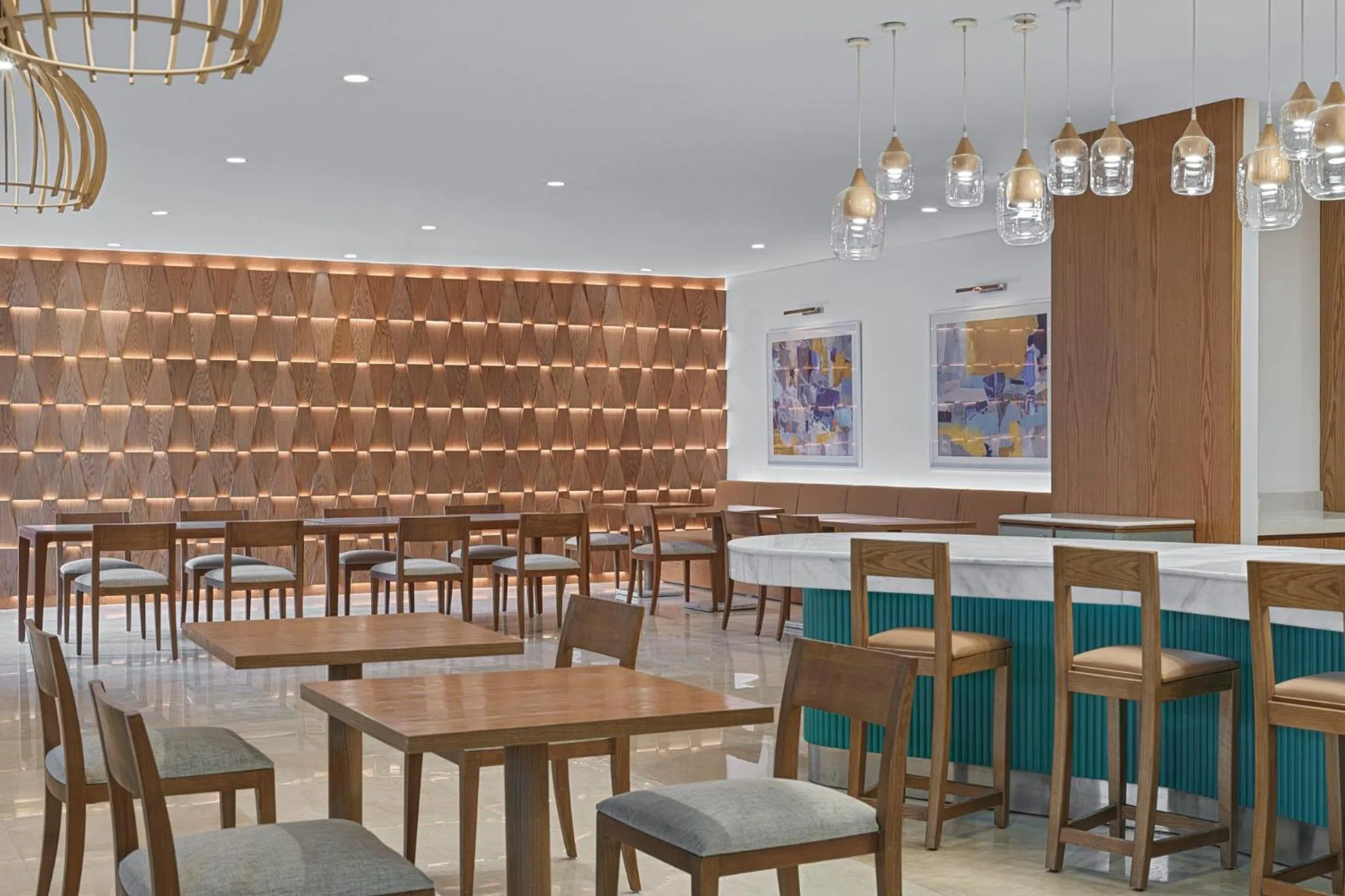 Restaurant/places to eat in Staybridge Suites & Apartments - Citystars by IHG