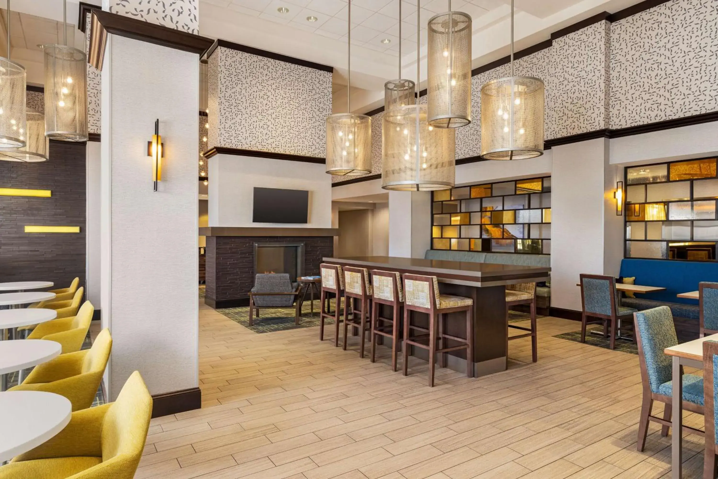 Lobby or reception in Hampton by Hilton Shelton Lobby or reception in Hampton by Hilton Shelton