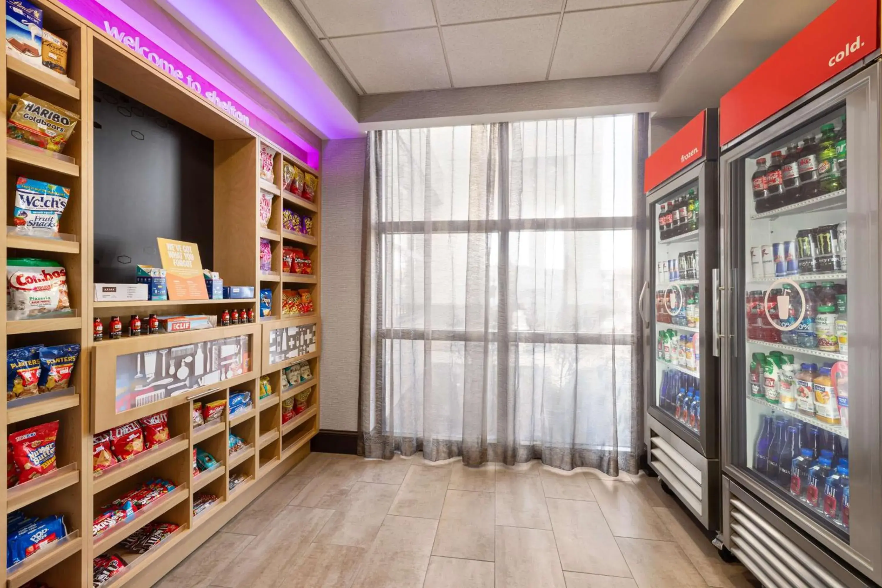 Restaurant/places to eat in Hampton by Hilton Shelton Restaurant/places to eat in Hampton by Hilton Shelton