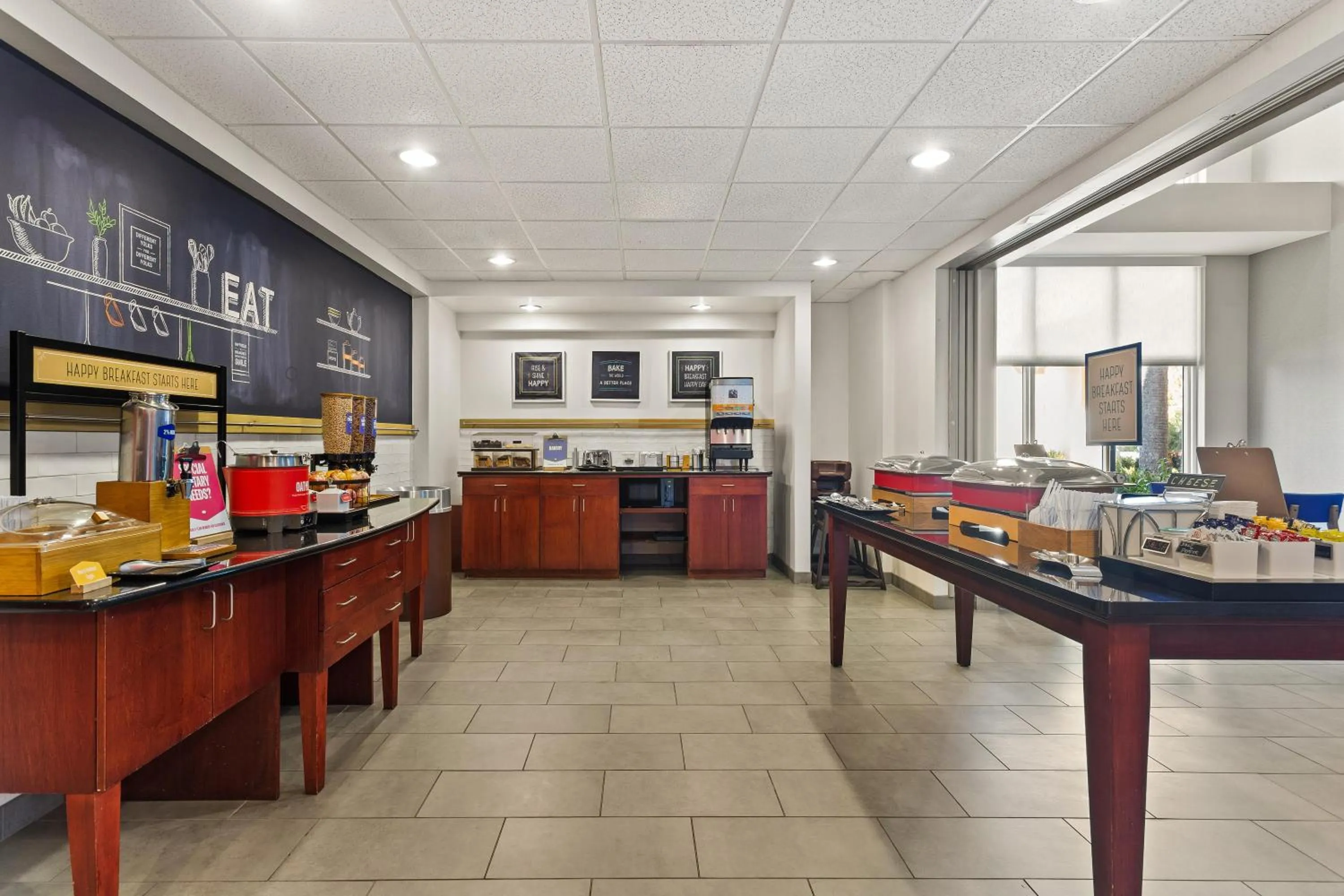 Breakfast in Hampton Inn & Suites Port Richey