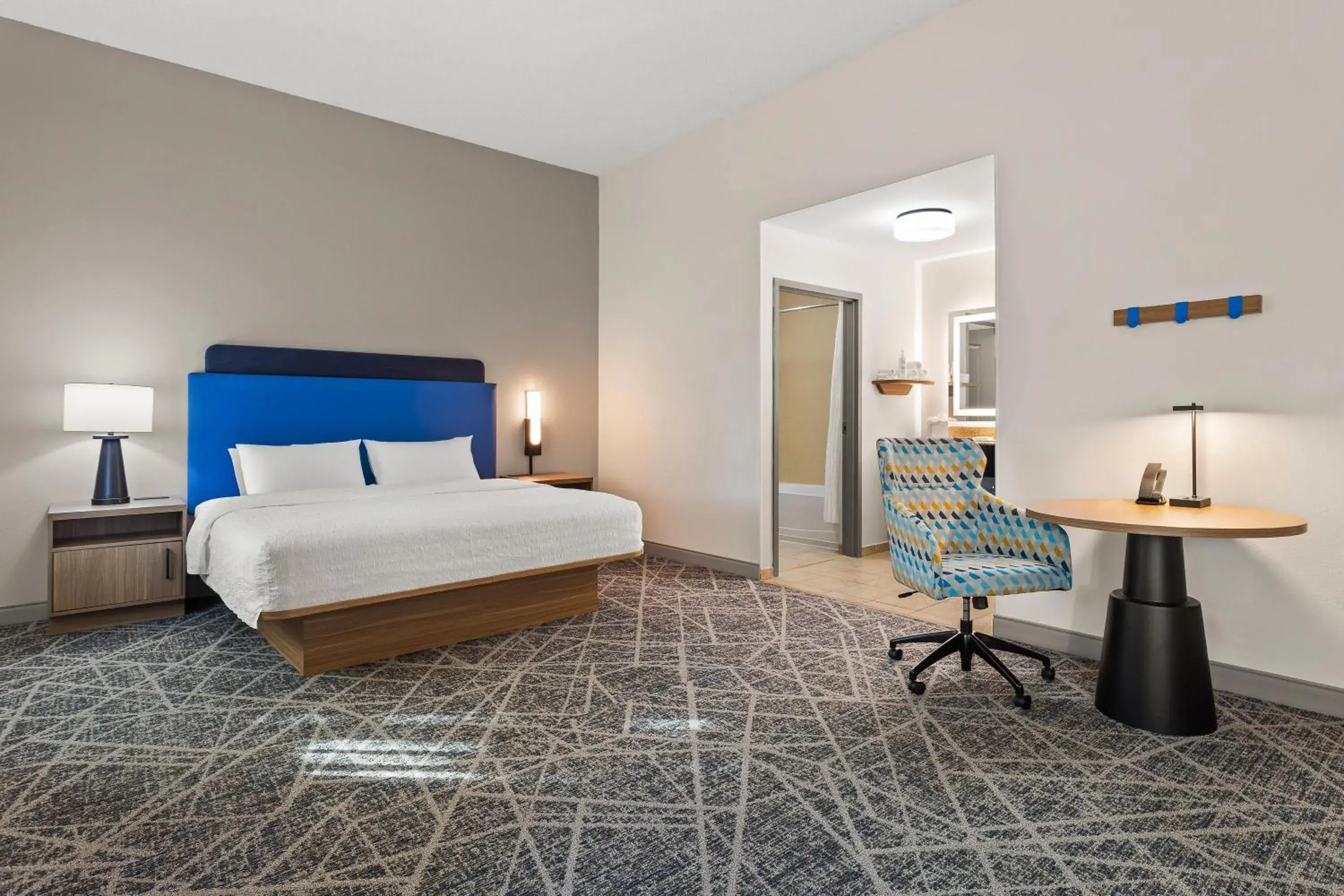 Bed in Hampton Inn & Suites Port Richey Bed in Hampton Inn & Suites Port Richey