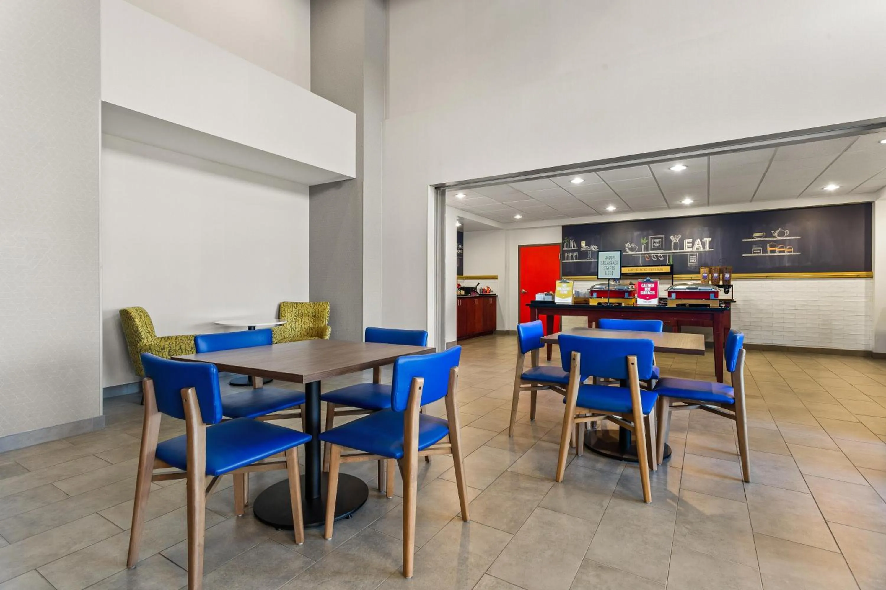 Breakfast in Hampton Inn & Suites Port Richey