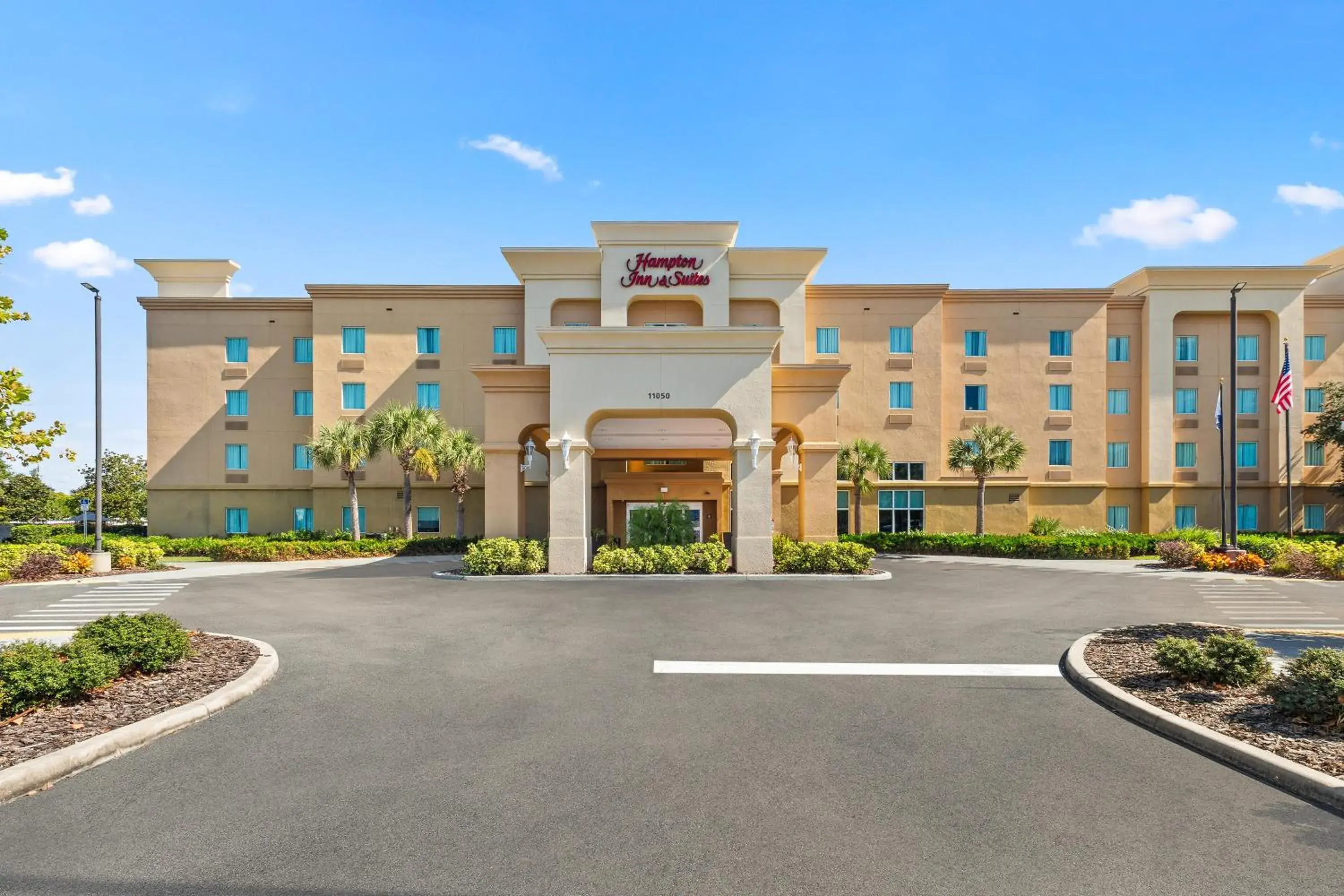 Property building in Hampton Inn & Suites Port Richey Property building in Hampton Inn & Suites Port Richey