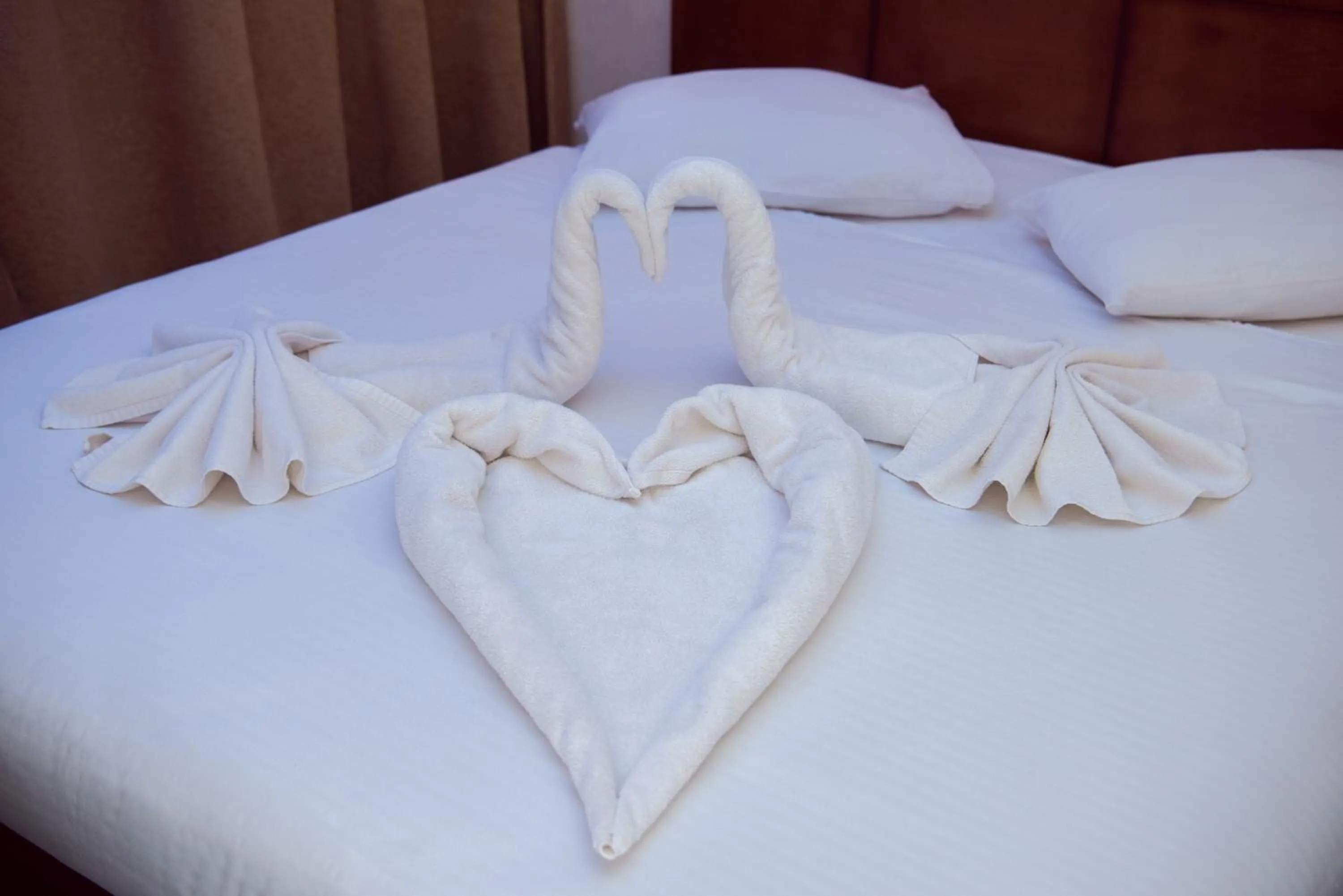 Bedroom, Bed in Salma Hotel Cairo