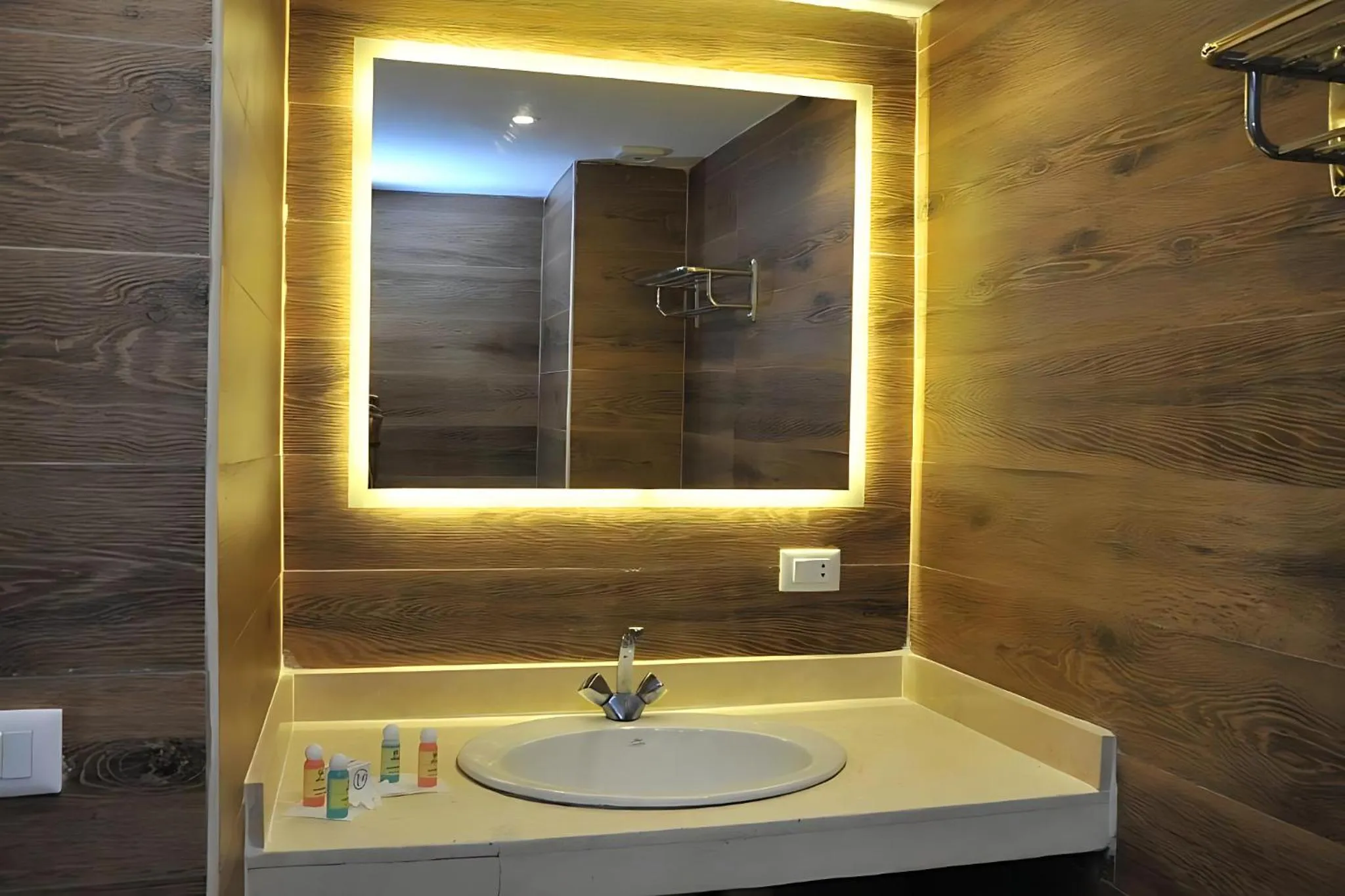 Bathroom in Salma Hotel Cairo