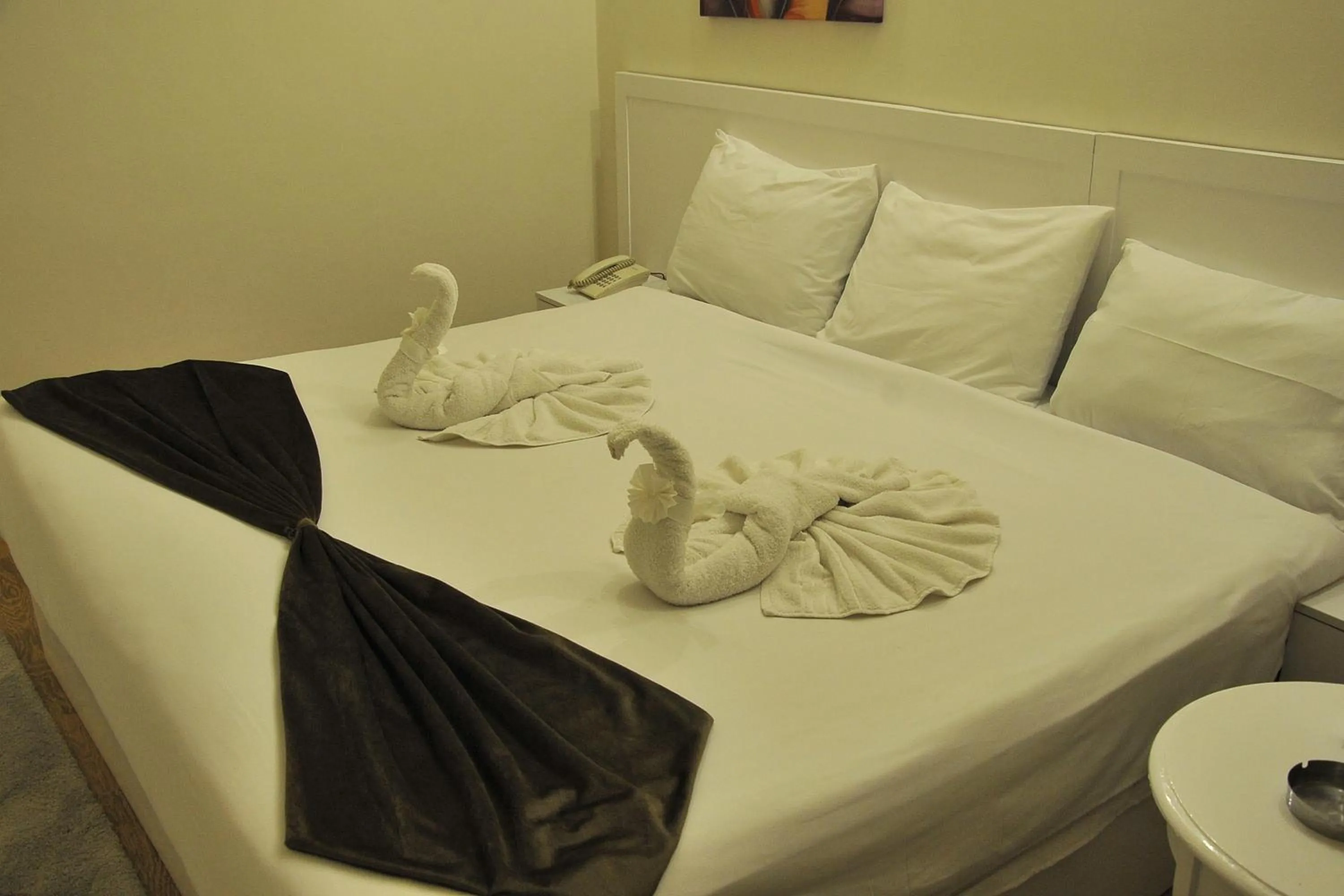 Bed in Salma Hotel Cairo